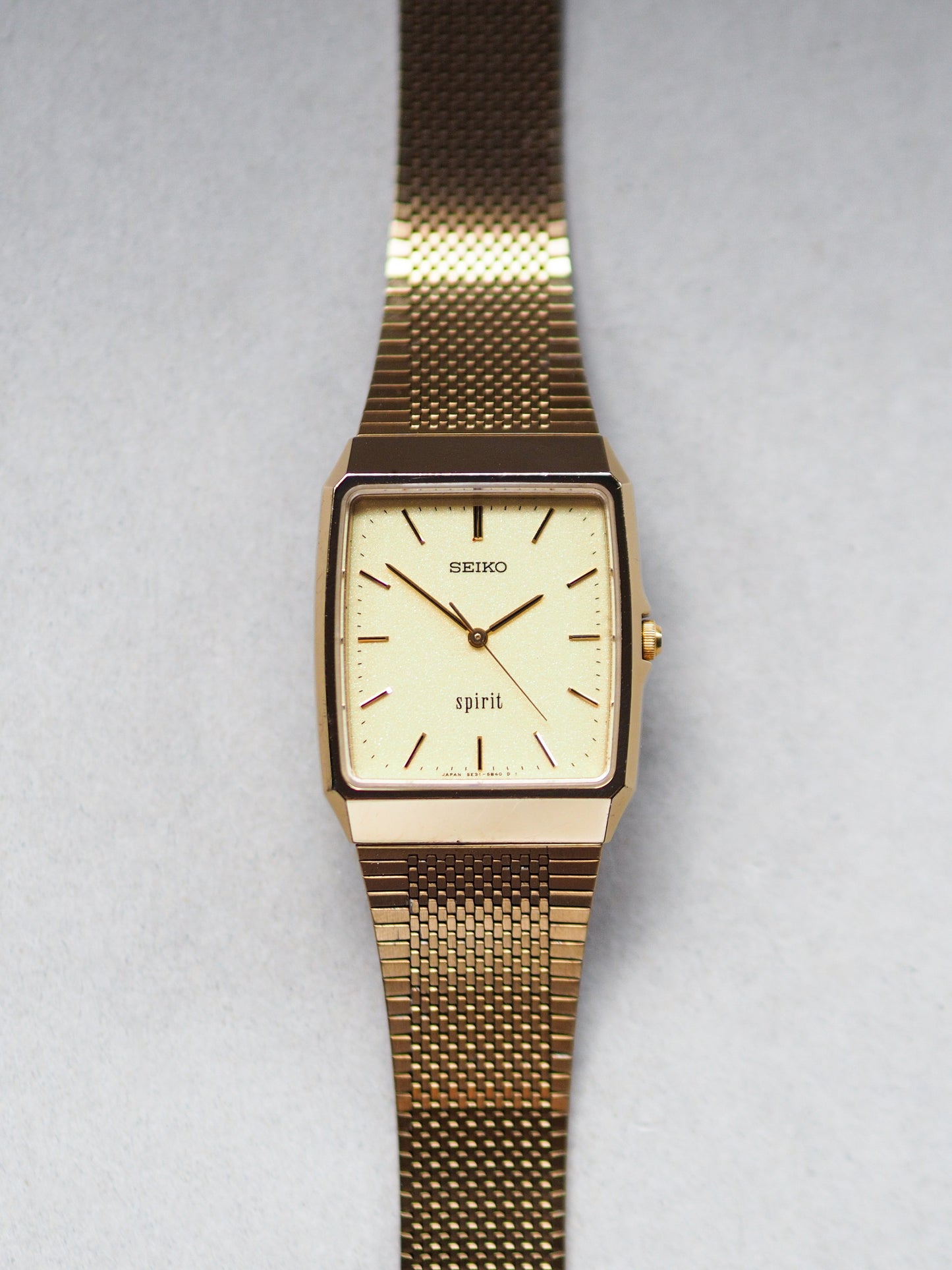 Seiko Spirit 5E31-5A60 Quartz JDM Tank Champagne Dial