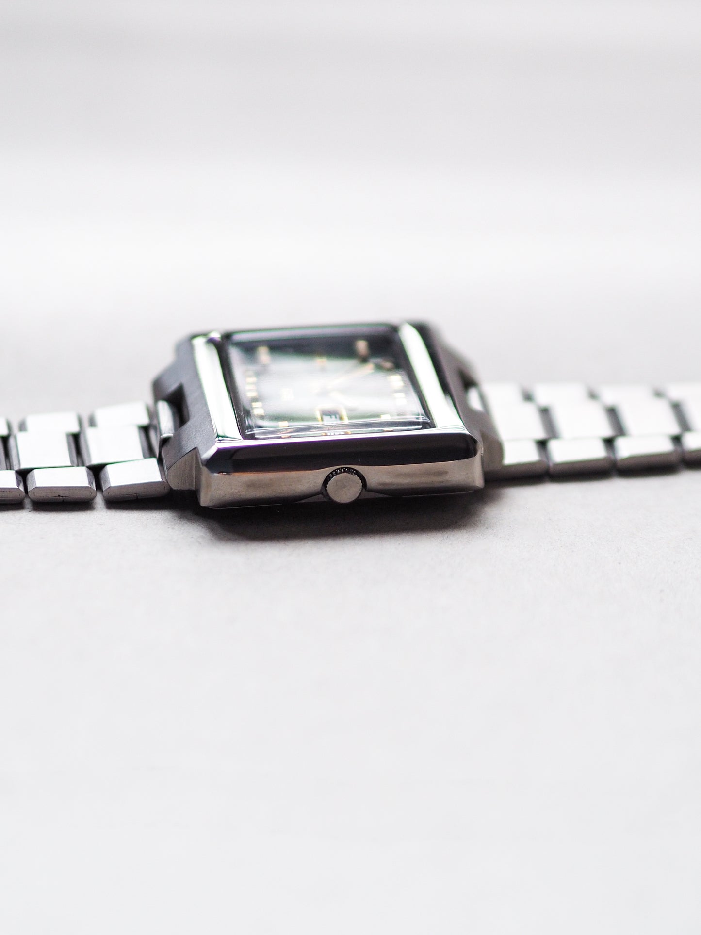 Seiko 5 Actus SS 6106-5530 TV Shape Green Gradient Dial