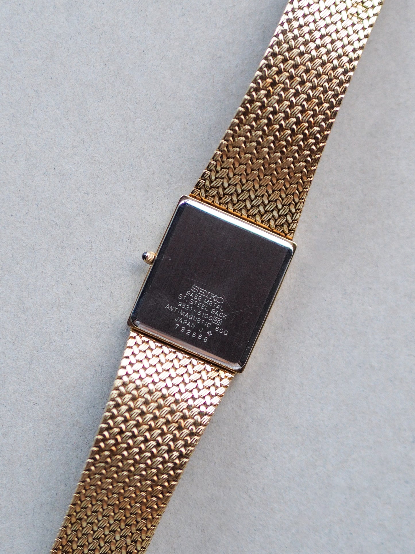 Seiko Dolce 9531-5100 Gold Sand Textured Dial