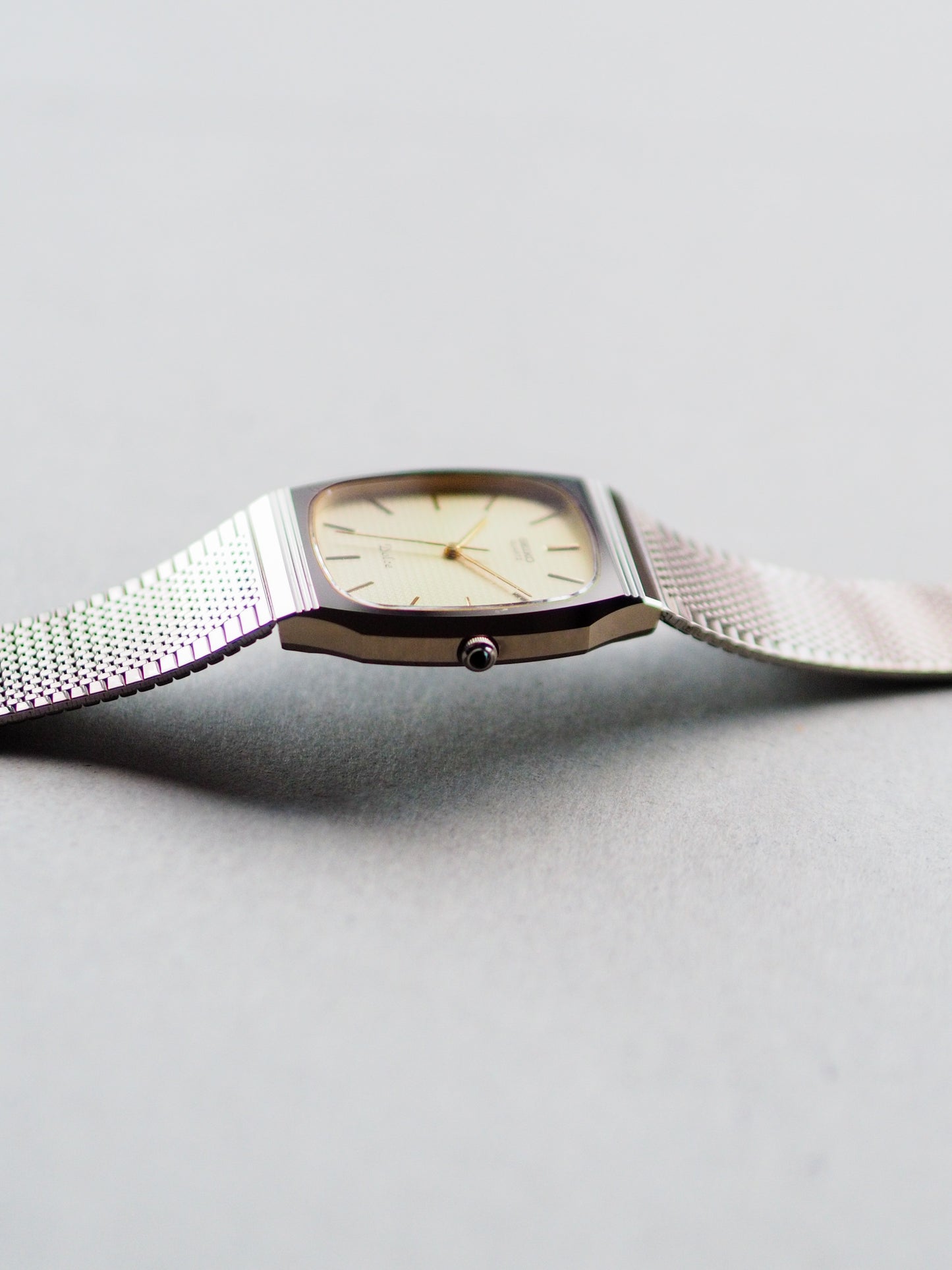 Seiko Dolce 7731-5090 Tank NSAG Champagne Textured Dial