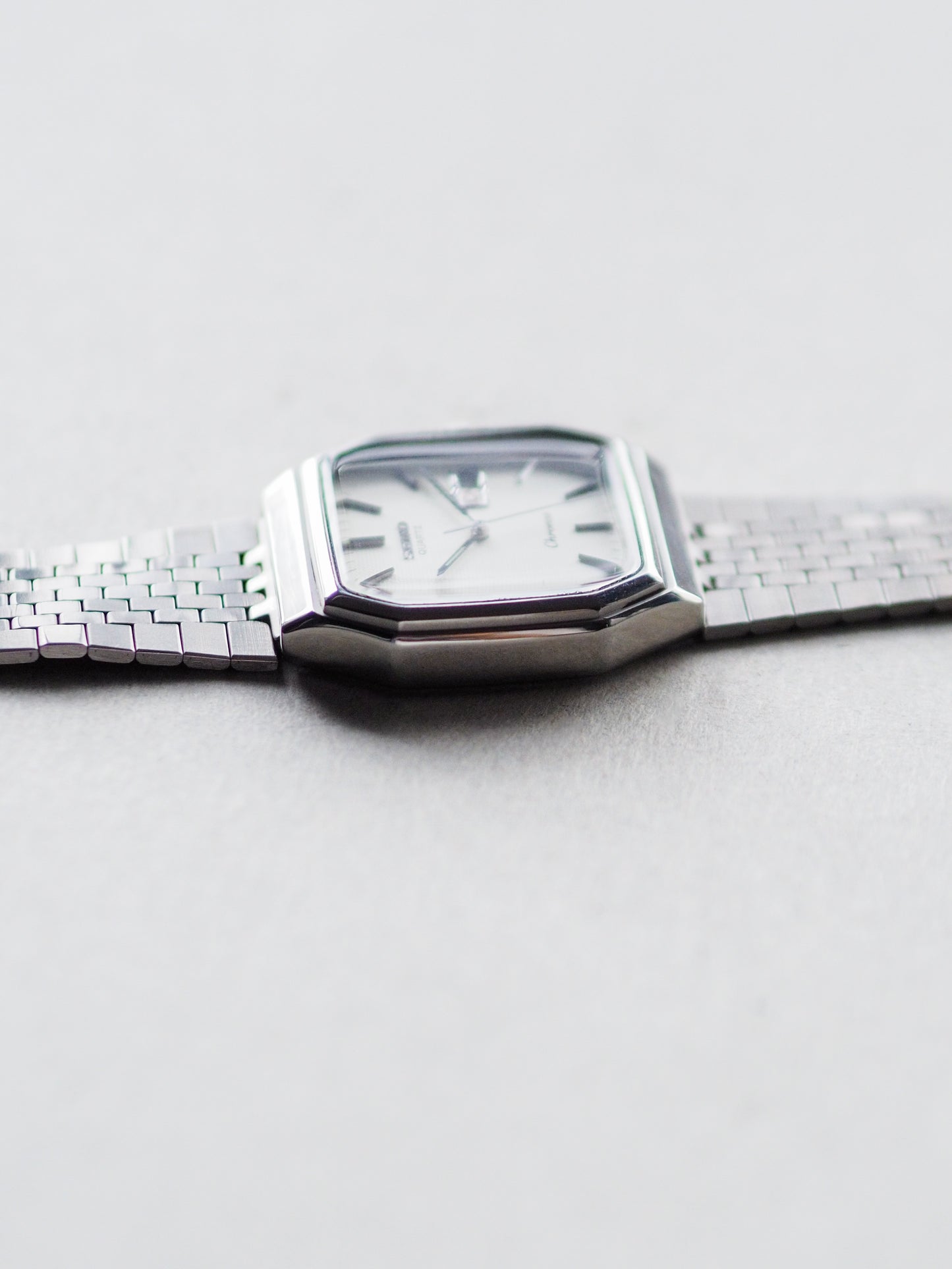 Seiko Chronos JDM 7433-5010 Octagon Case White Textured Dial