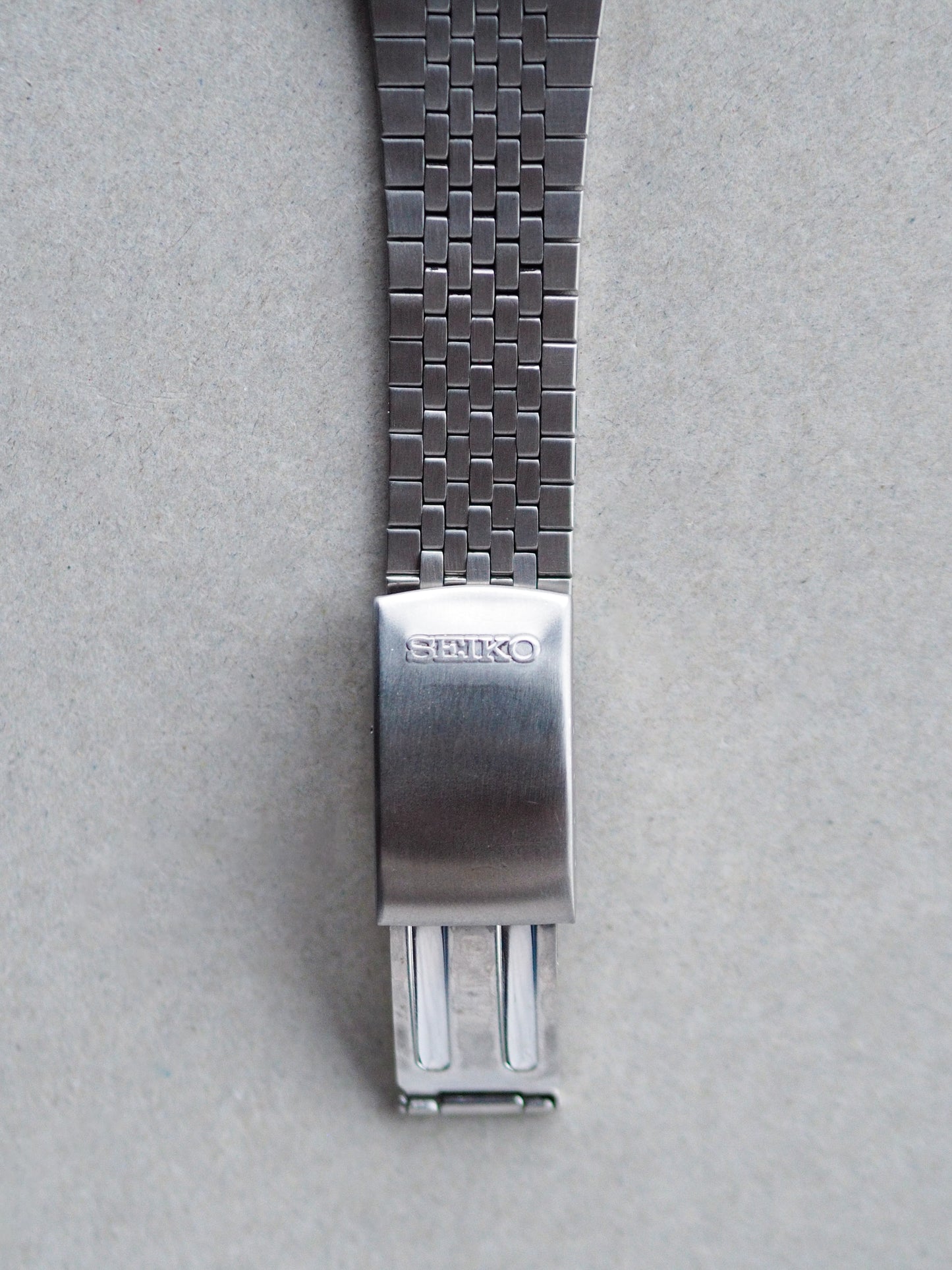 Seiko Chronos JDM 7433-5010 Octagon Case White Textured Dial