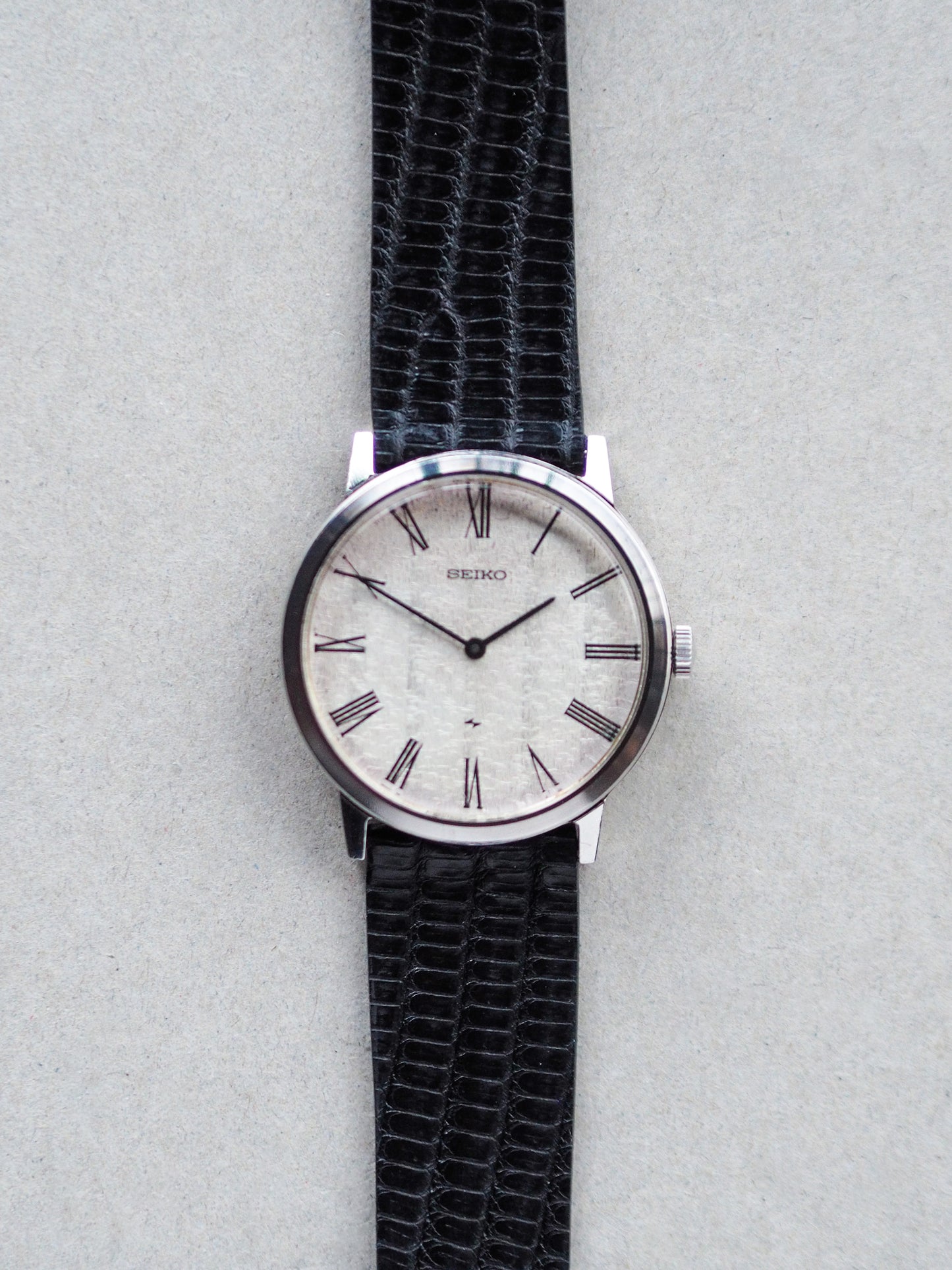 精工 Chariot 2220-0180 Hi-Beat 白色锤纹表盘