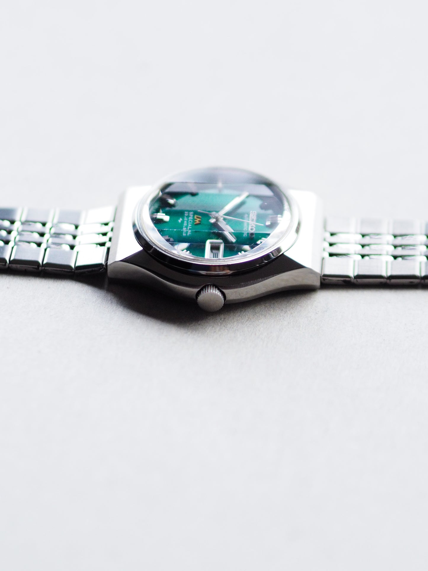 Seiko LM 5216-7040 Lord Matic Special Faceted Crystal Green Gradient Dial