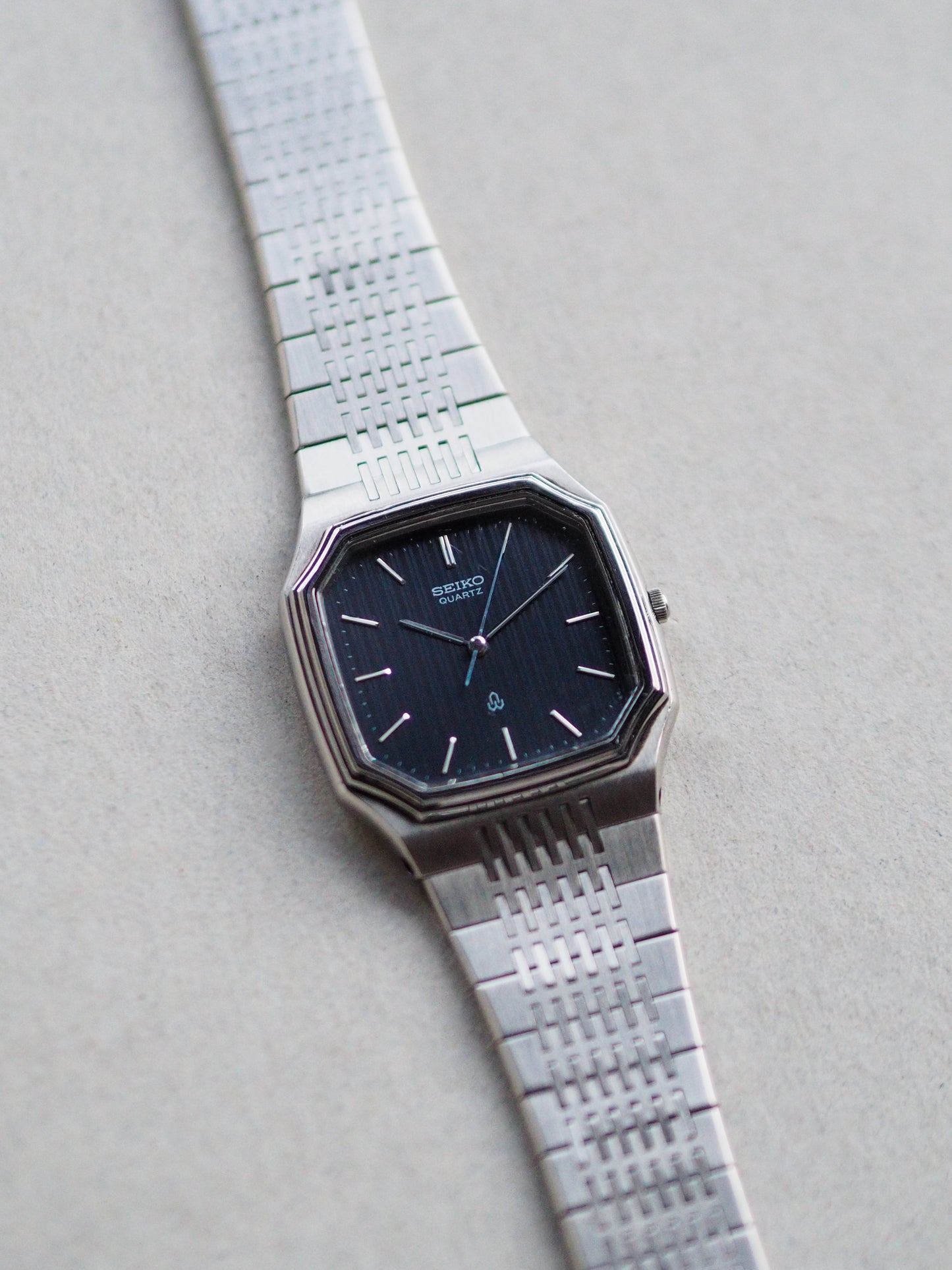 Seiko Quartz 6030-5080 Octagon Grey Black Pinstripe Dial