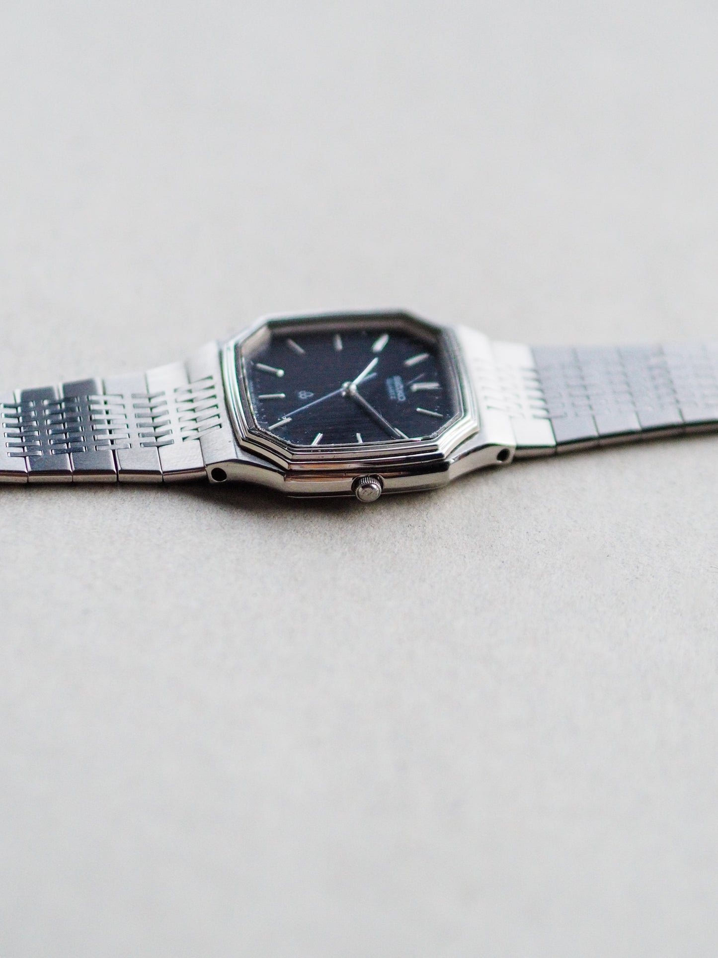 Seiko Quartz 6030-5080 Octagon Grey Black Pinstripe Dial