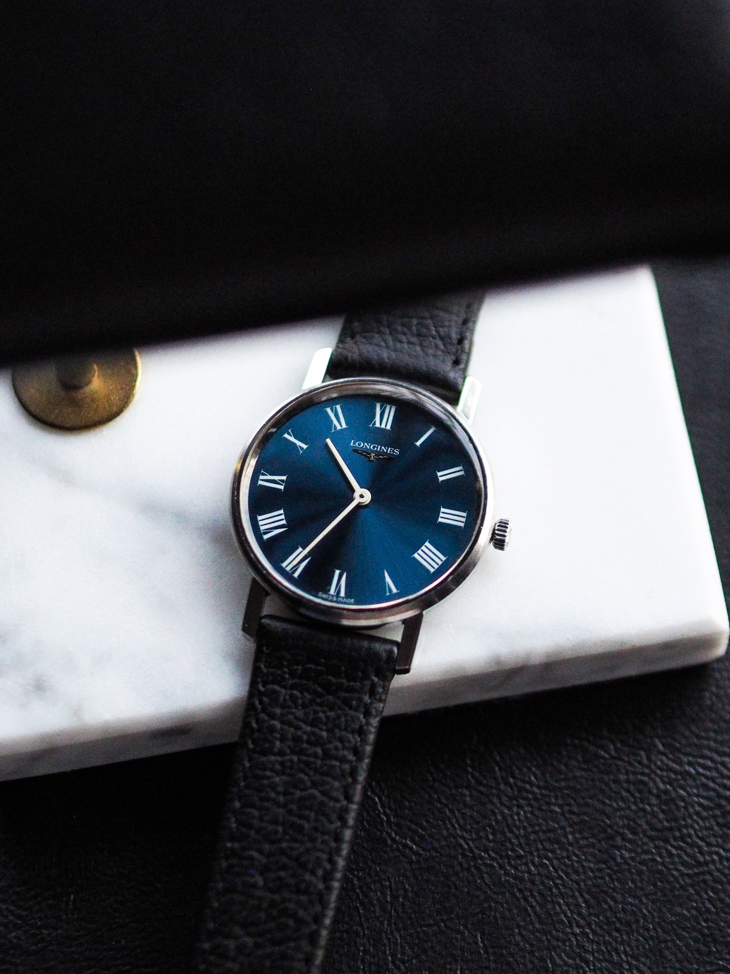 Longines 16 306885 / 7821 8 Manual Winding Blue Sunburst Roman Dial