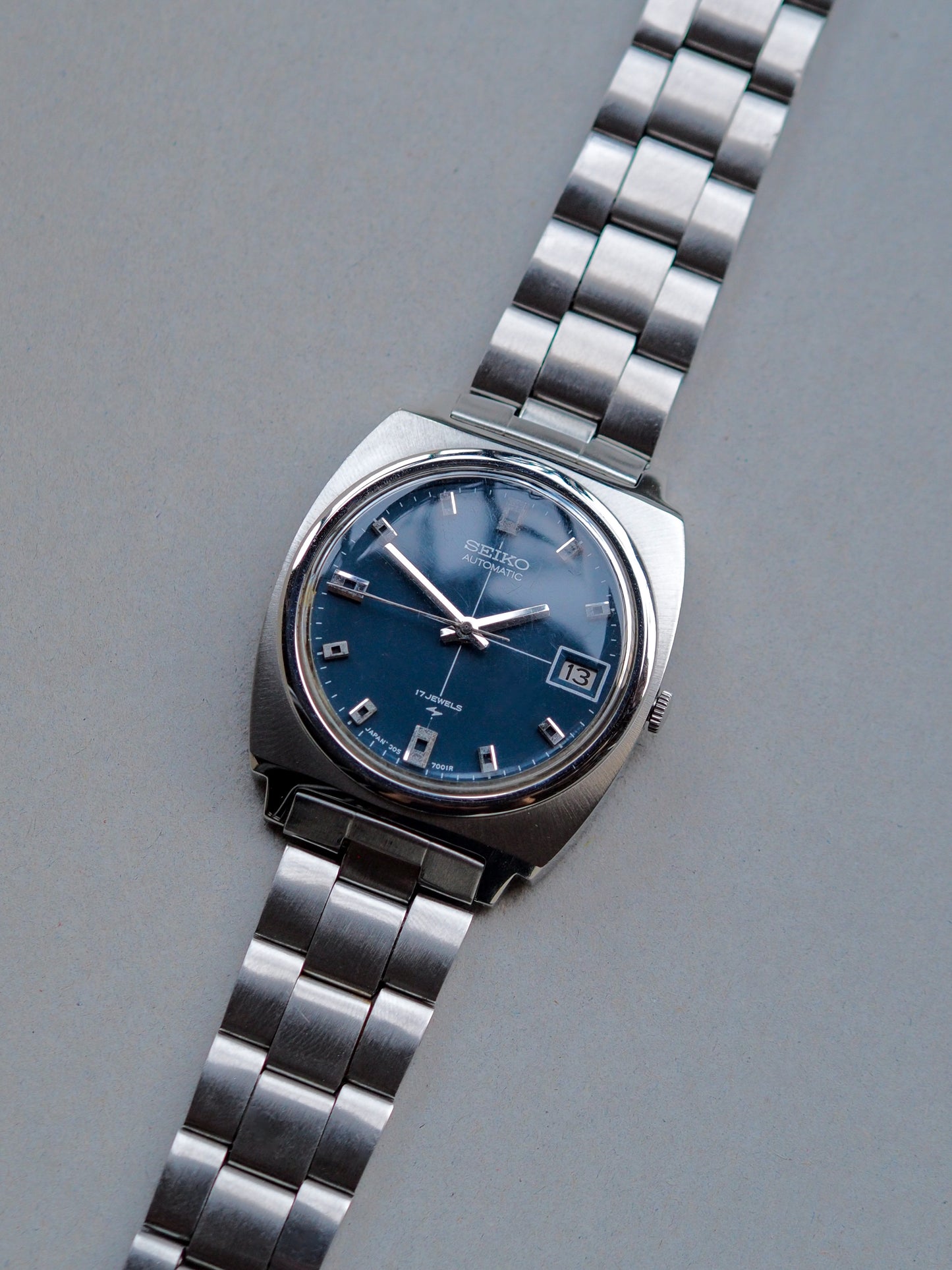 Seiko Automatic 7005-7001 Matte Blue Crosshair Dial