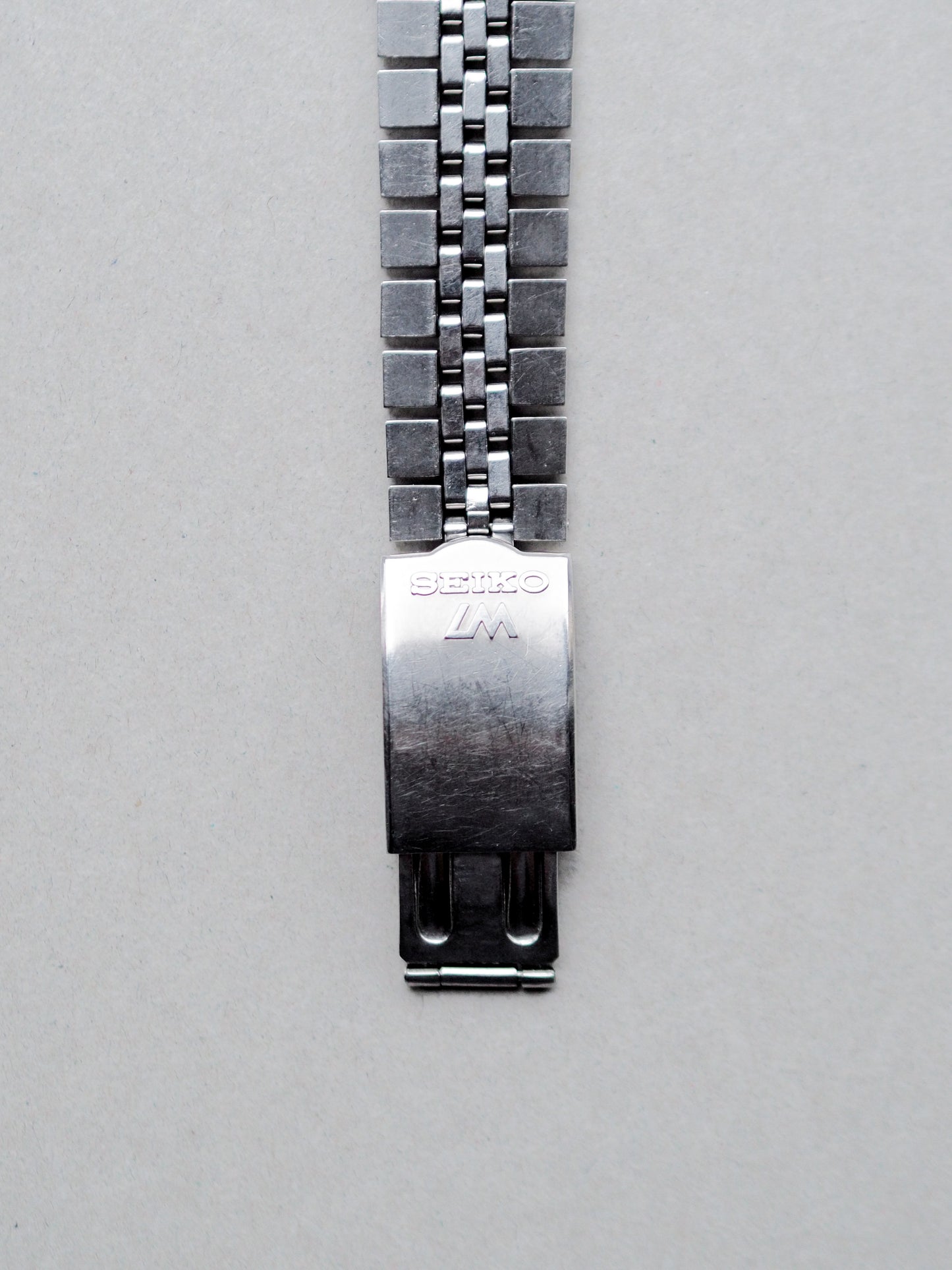 Seiko LM 5606-7000 Lord Matic Silver Sunburst Dial