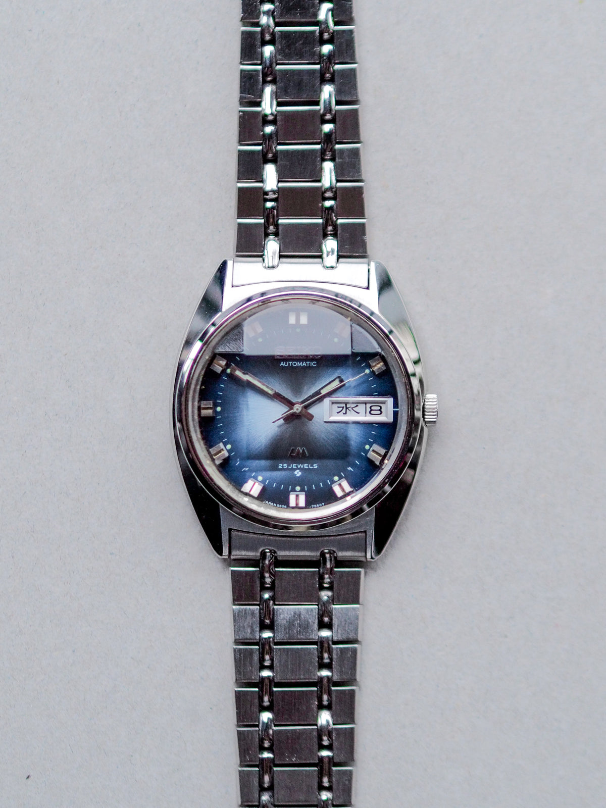 Seiko LM 5606-7230 Lord Matic Faceted Blue Sunburst Dial