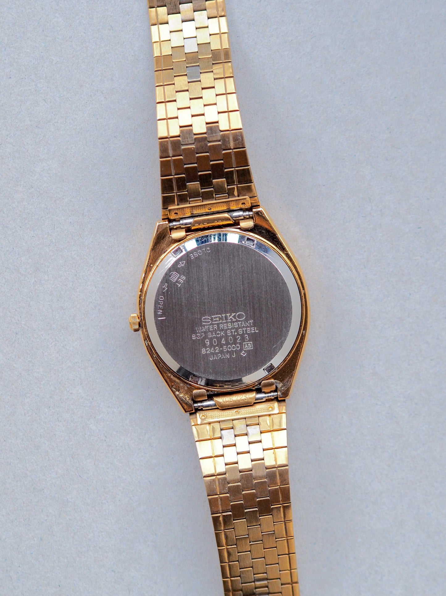 Seiko Lord Quartz 8242-5000 SGP Gold Linen Dial