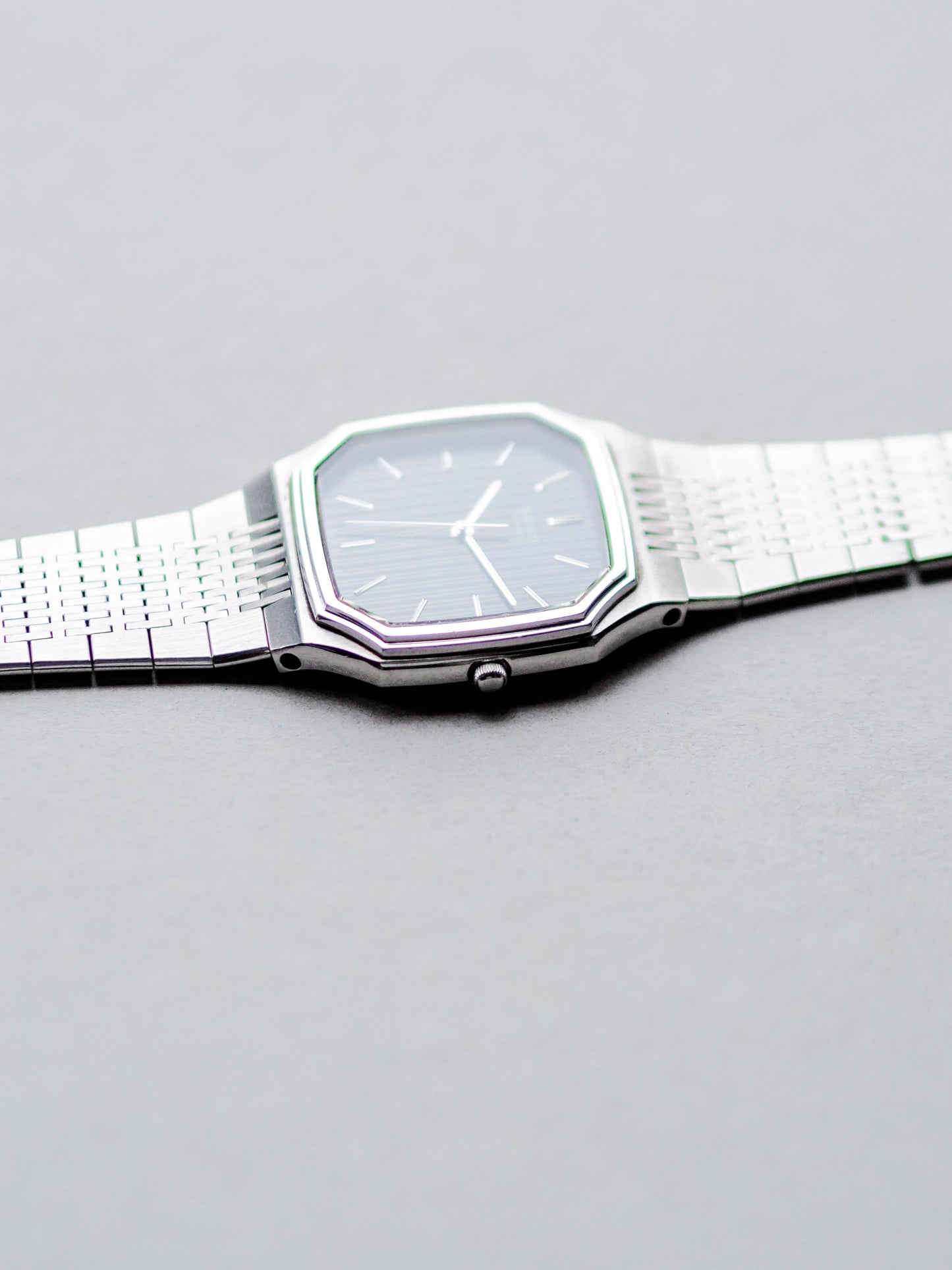Seiko Quartz 6030-5080 Octagon Grey Black Pinstripe Dial