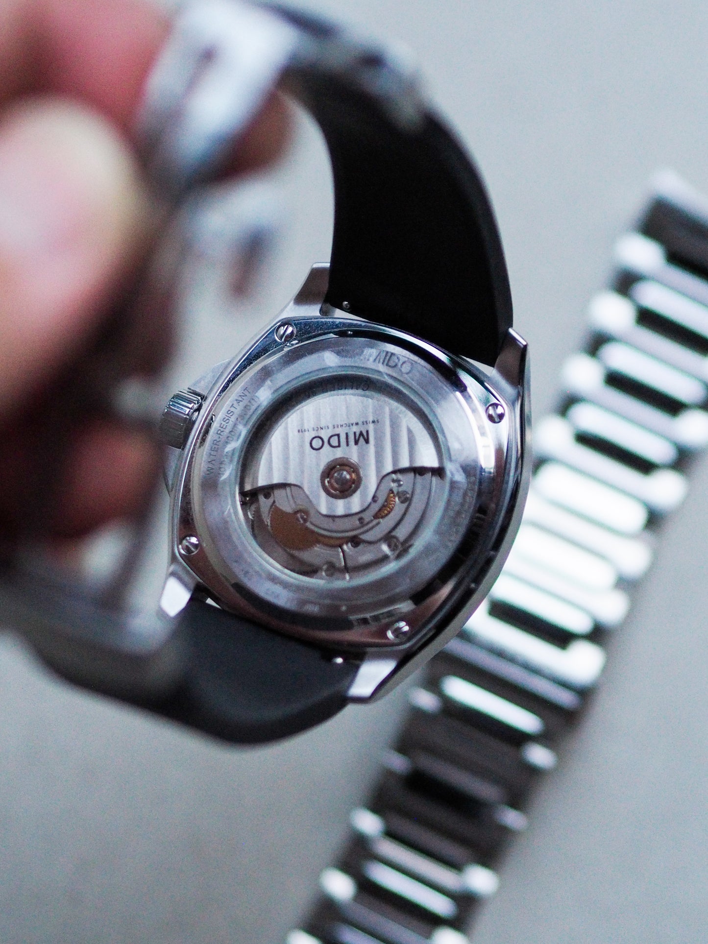 Mido M049.526.11.081.00 Multifort TV Big Date 40MM Gray Dial