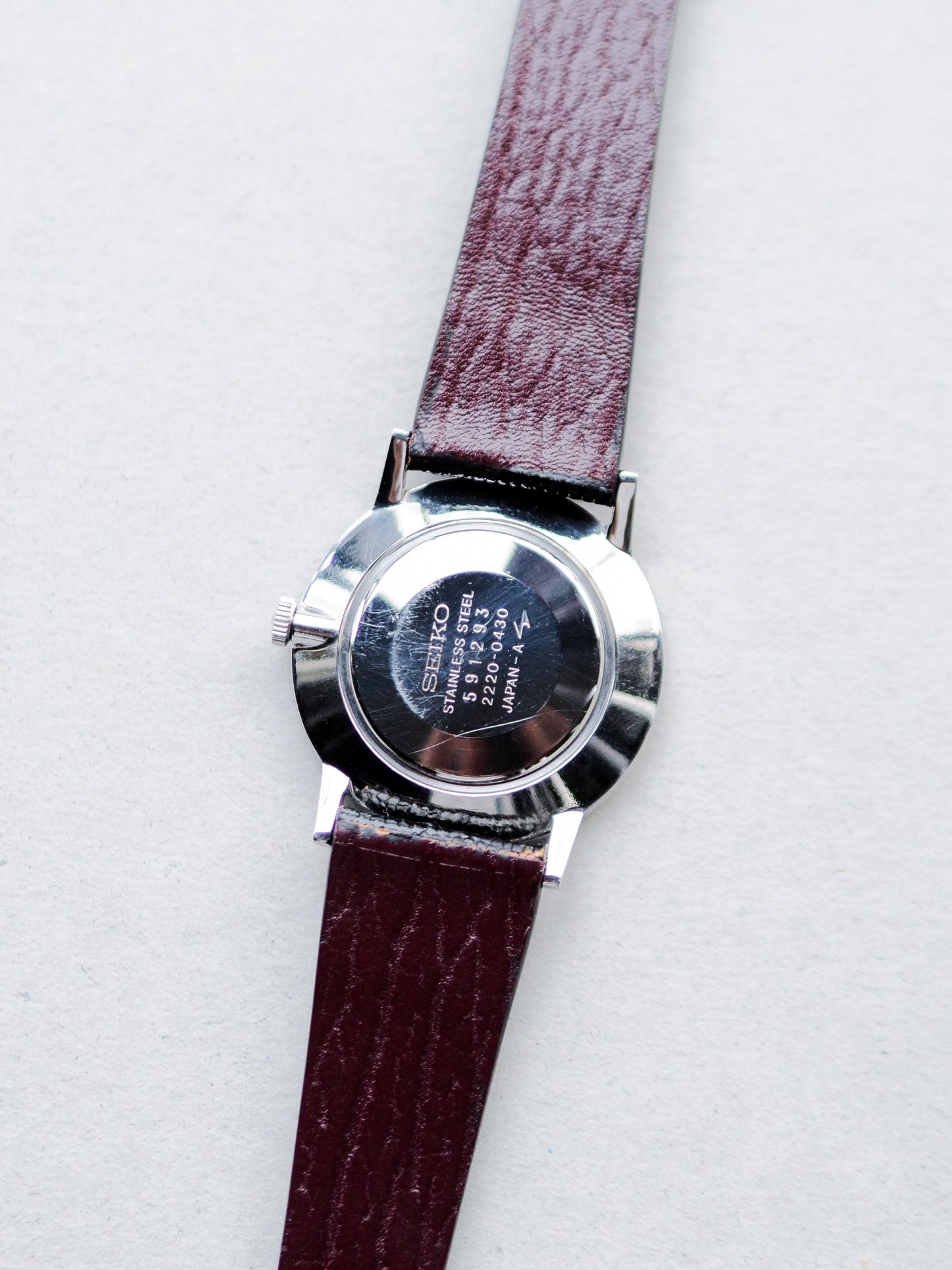 Seiko Chariot 2220-0430 Enamel White Roman Dial