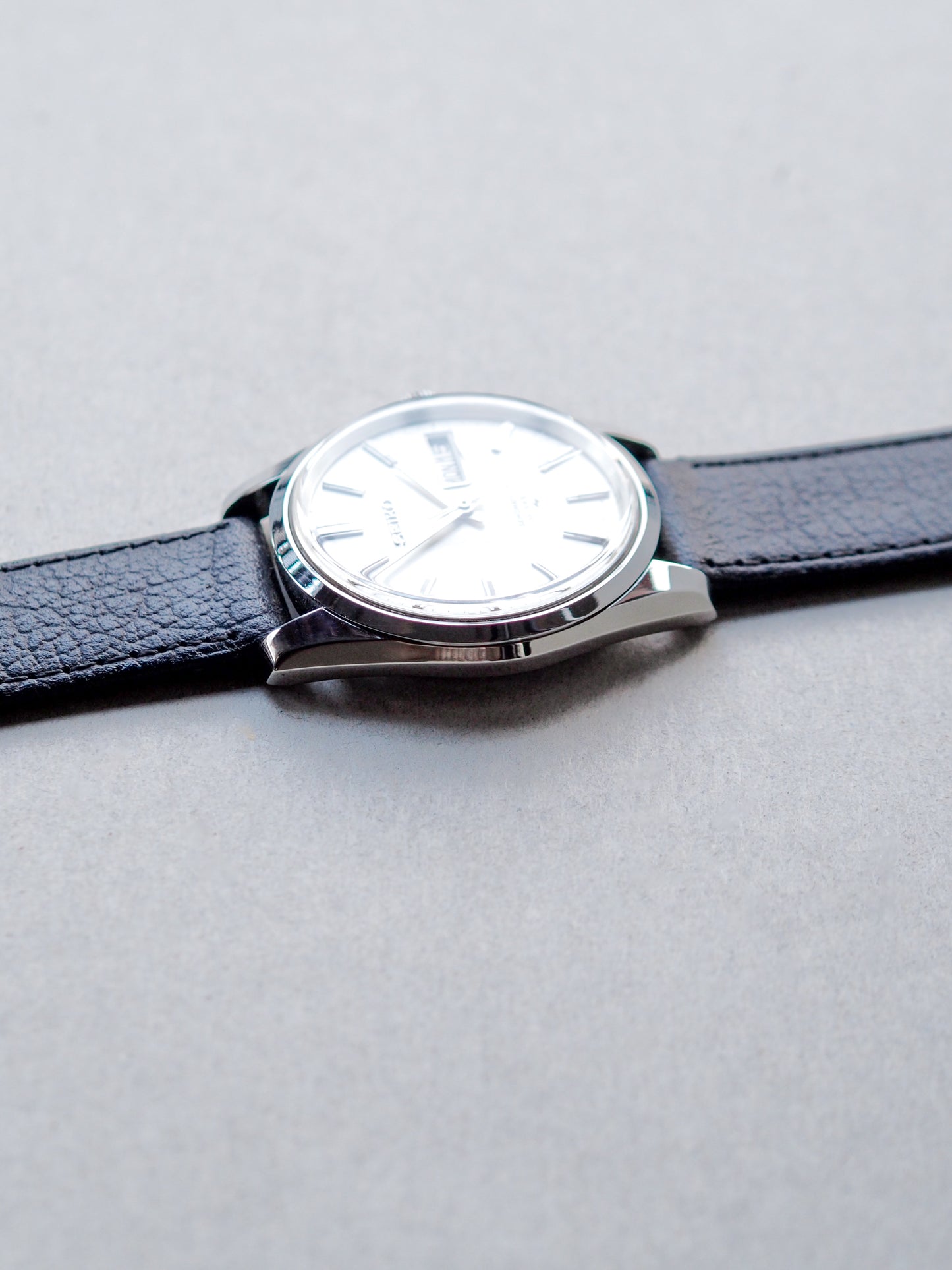 Seiko Seikomatic-P 5106-8010 Silver Linen Textured Dial