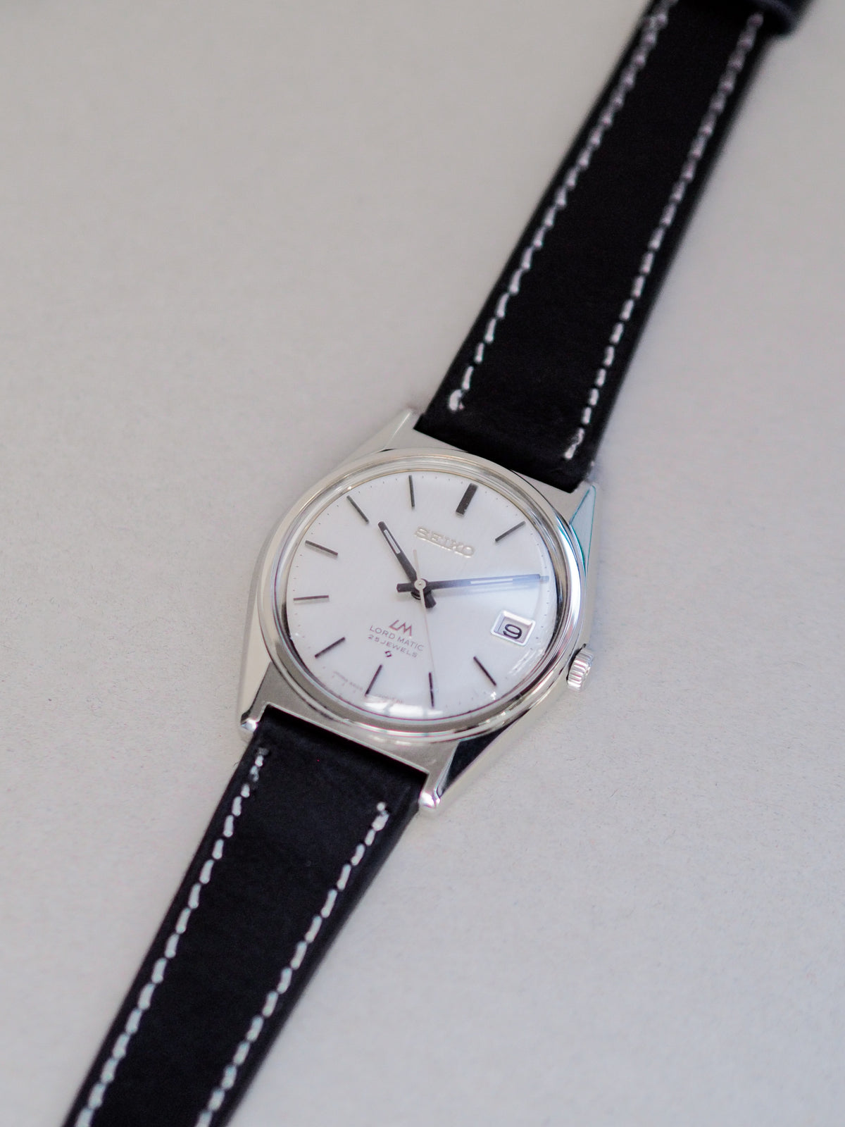 Seiko LM 5605-7020 Lord Matic White Linen Dial