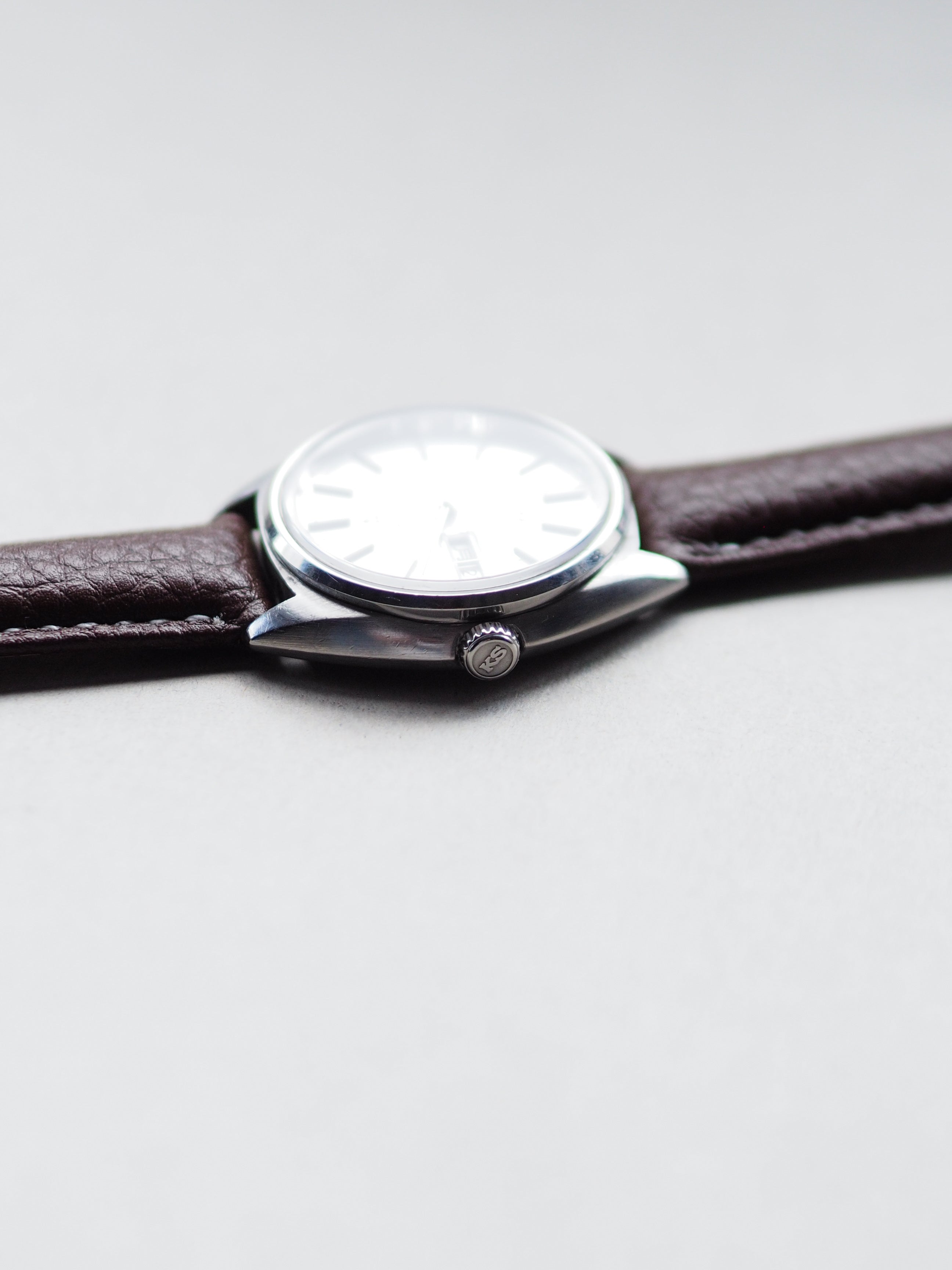Seiko KS56 King Seiko 5625-7060 天文台表银色旭日纹表盘