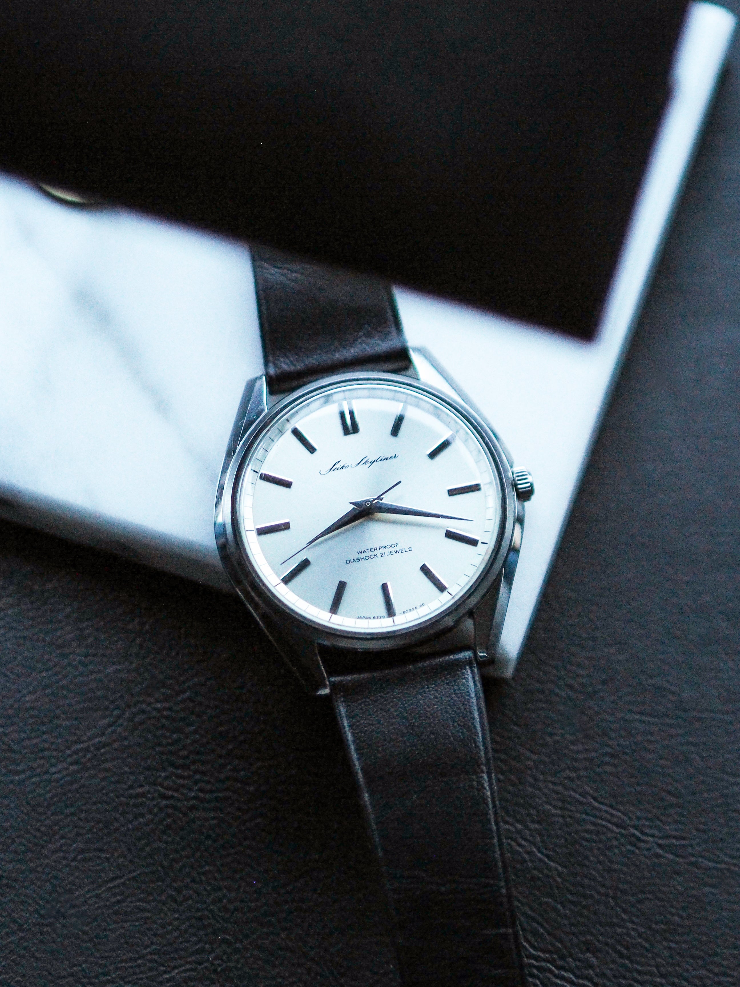 Seiko Skyliner 6220-8010 Silver Sunburst Dial