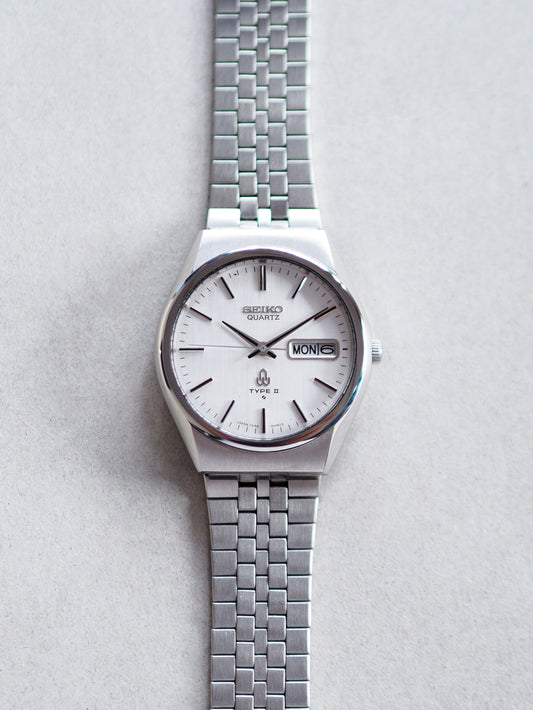 Seiko Quartz 7546-8070 Type II Silver Linen Textured Dial