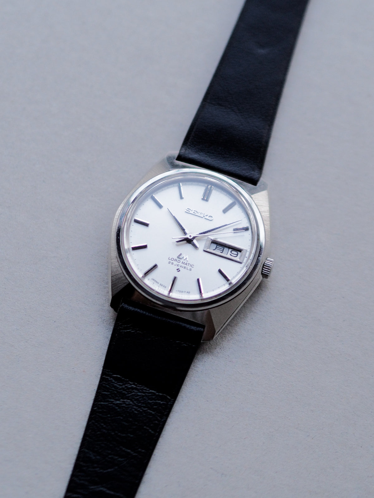 Seiko LM 5606-7000 Lord Matic Silver Sunburst Dial