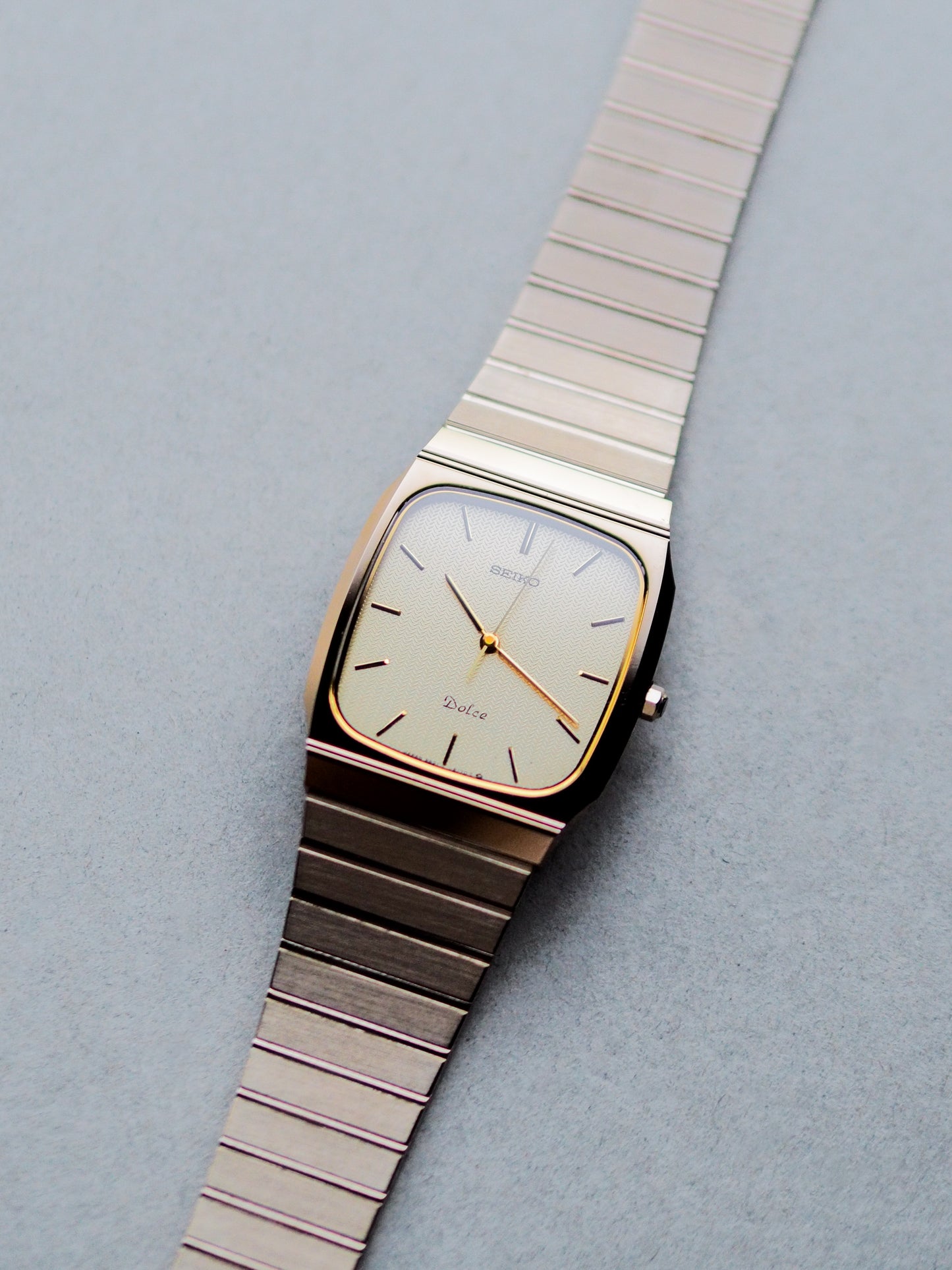 Seiko Dolce 9531-5140 Tank Tungsten Carbide Champagne Textured Dial
