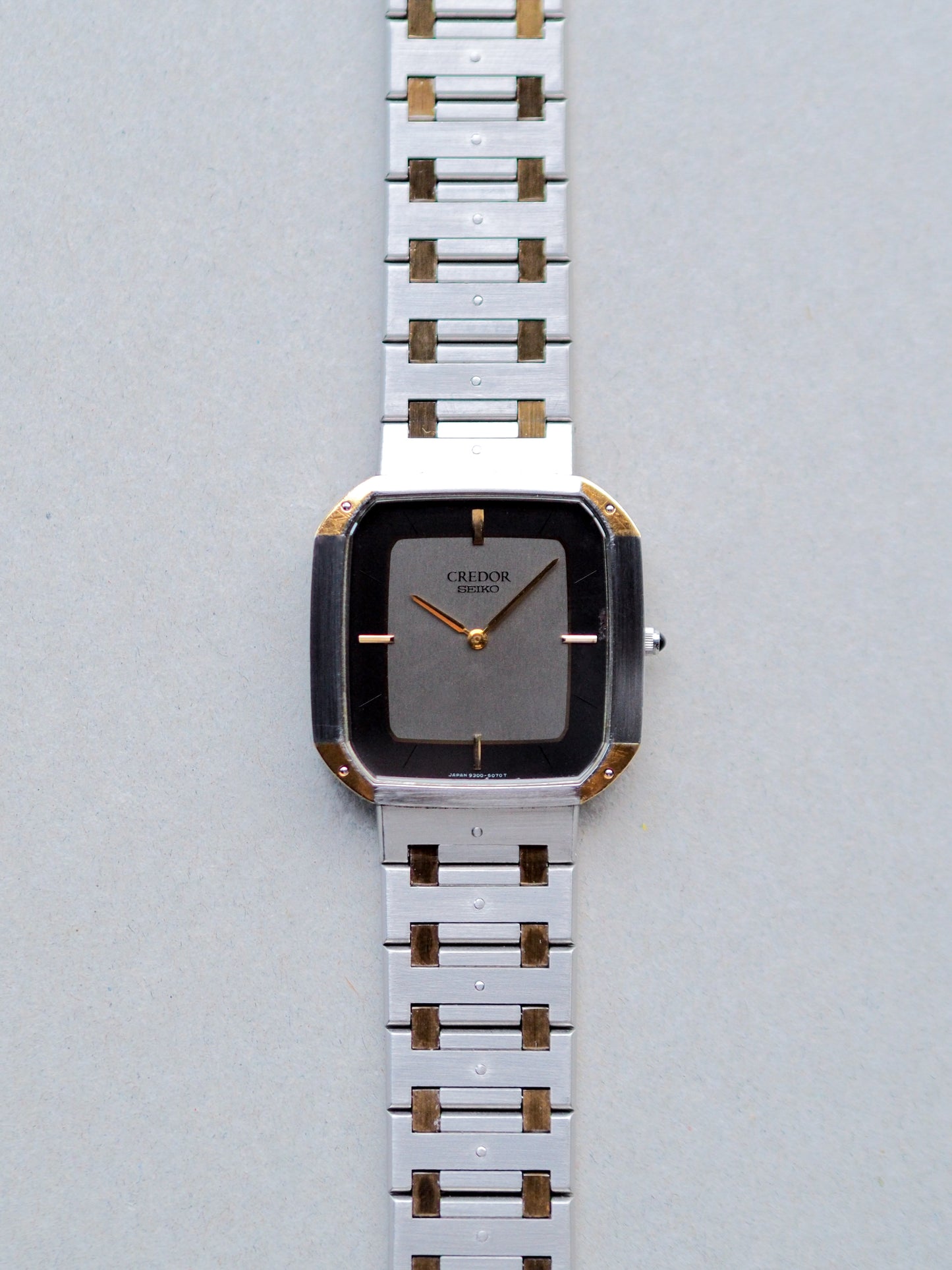 Credor Seiko 9300-5040 Tank Two Tone Gray Dial