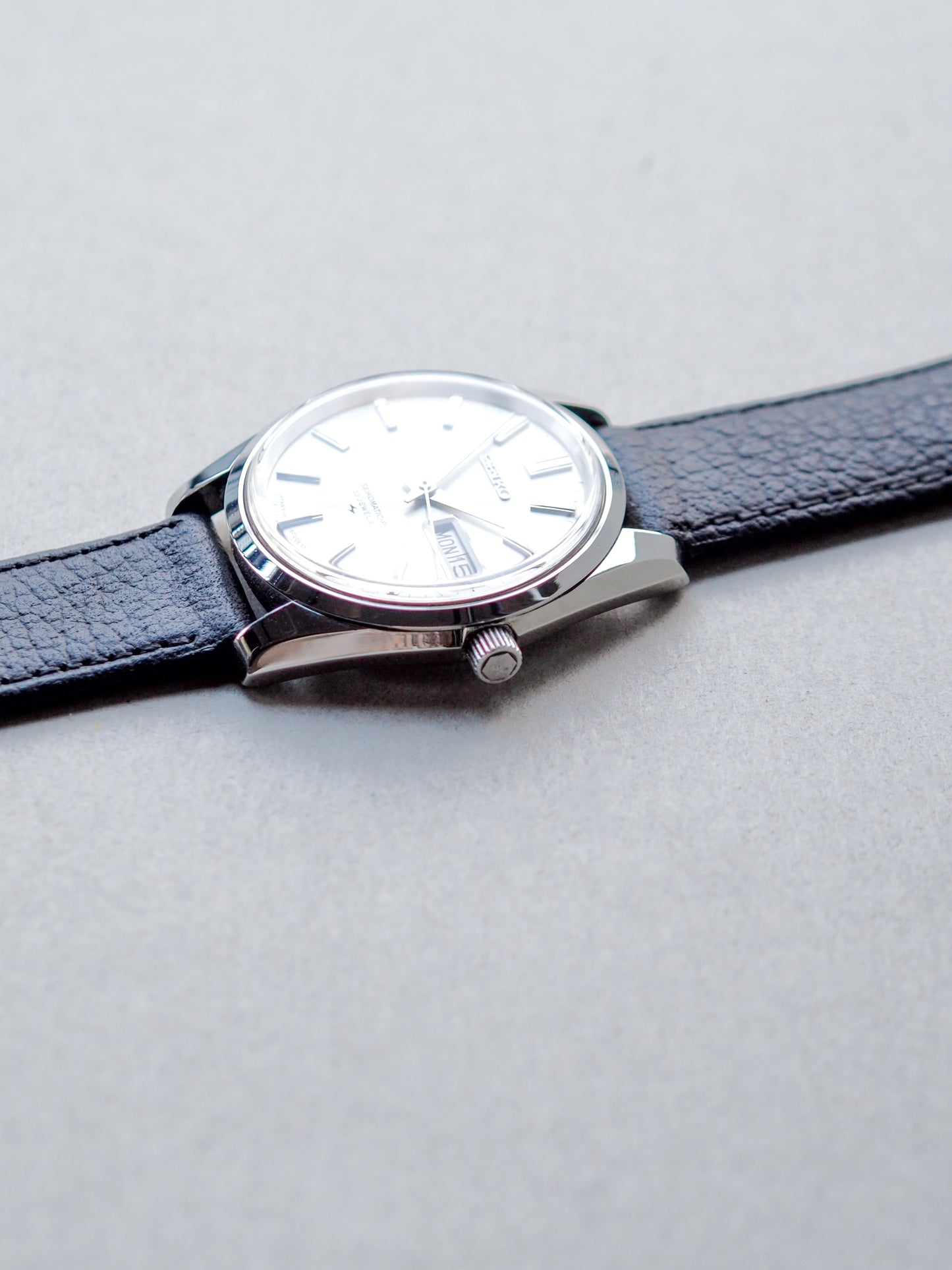 Seiko Seikomatic-P 5106-8010 Silver Linen Textured Dial