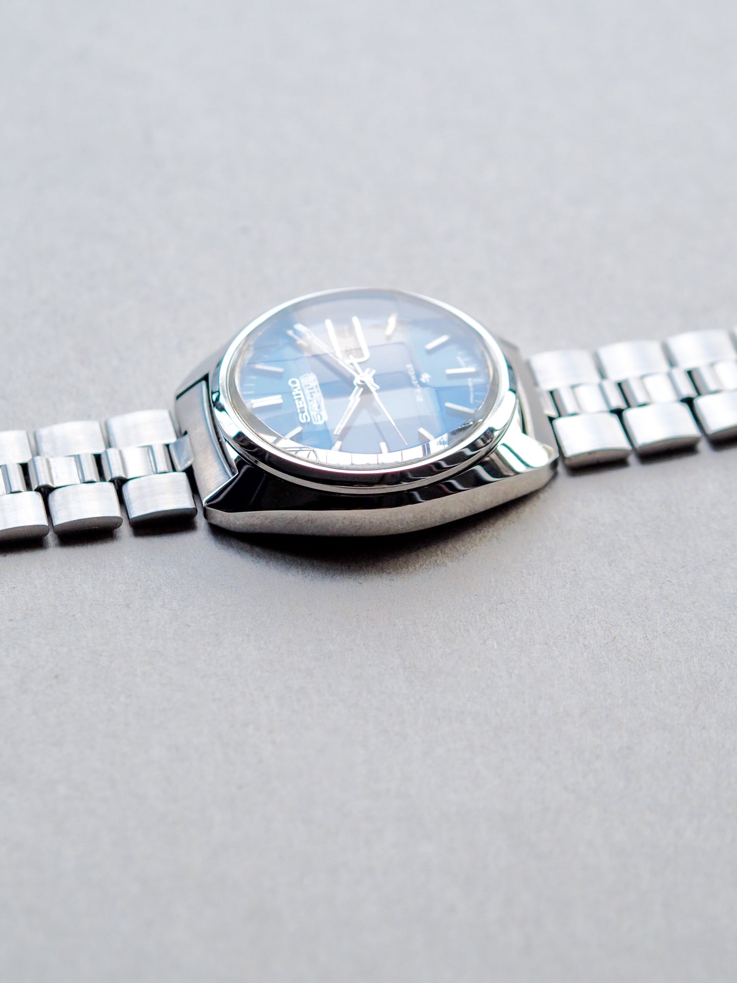 Seiko 5 Actus 7019-7210 JDM Faceted Crystal Fume Blue Dial