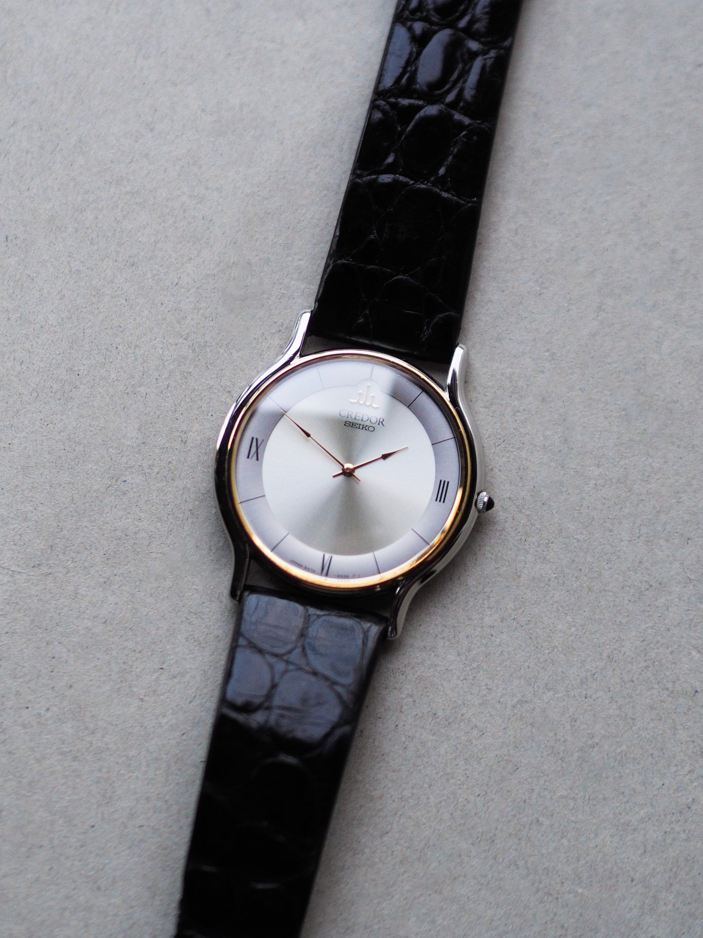 Seiko Credor 5A74-0020 18KT Bezel Light Champagne Sunburst Dial