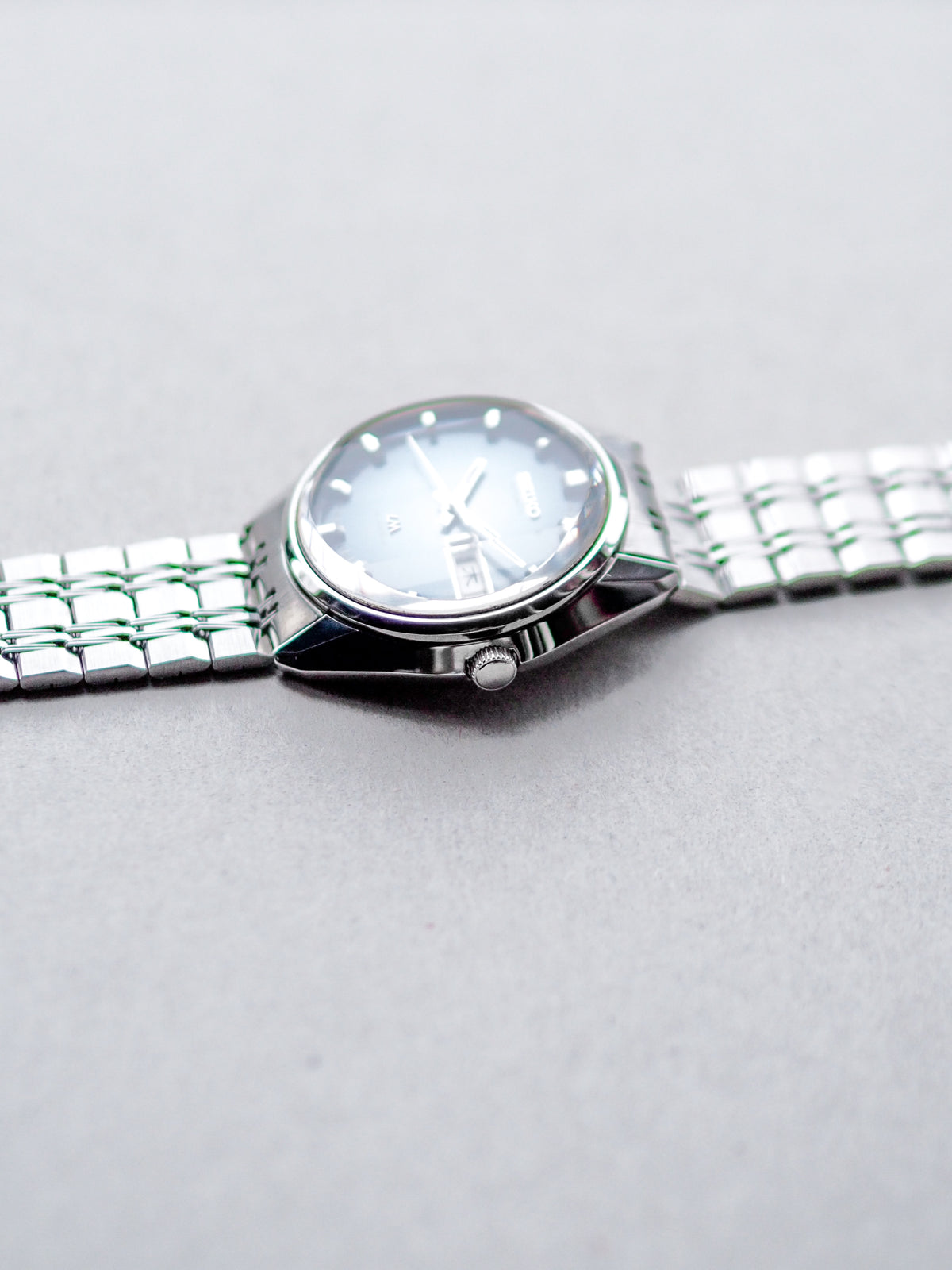Seiko LM 5606-7280 Lord Matic Faceted Blue Stripe Textured Dial