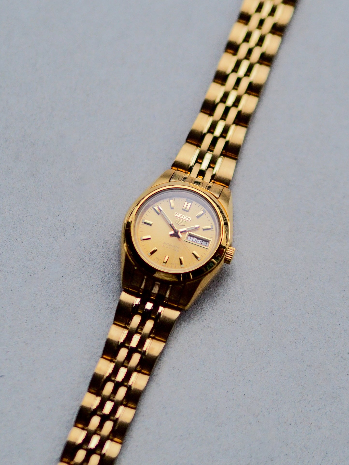 Seiko 5 Ladies Automatic 4207-00X0 GP Gold Textured Dial