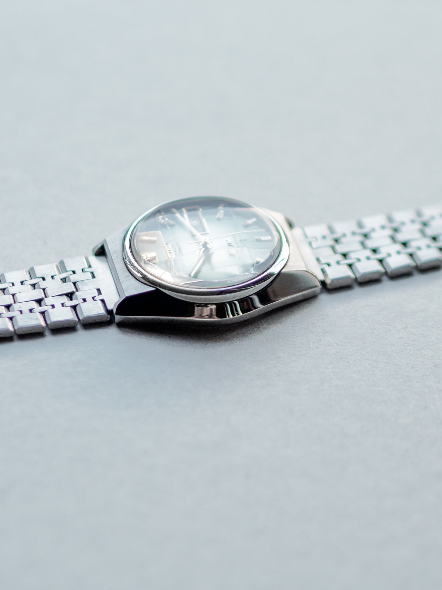 Seiko LM 5606-7310 Lord Matic Faceted Crystal Green Gradient Textured Dial