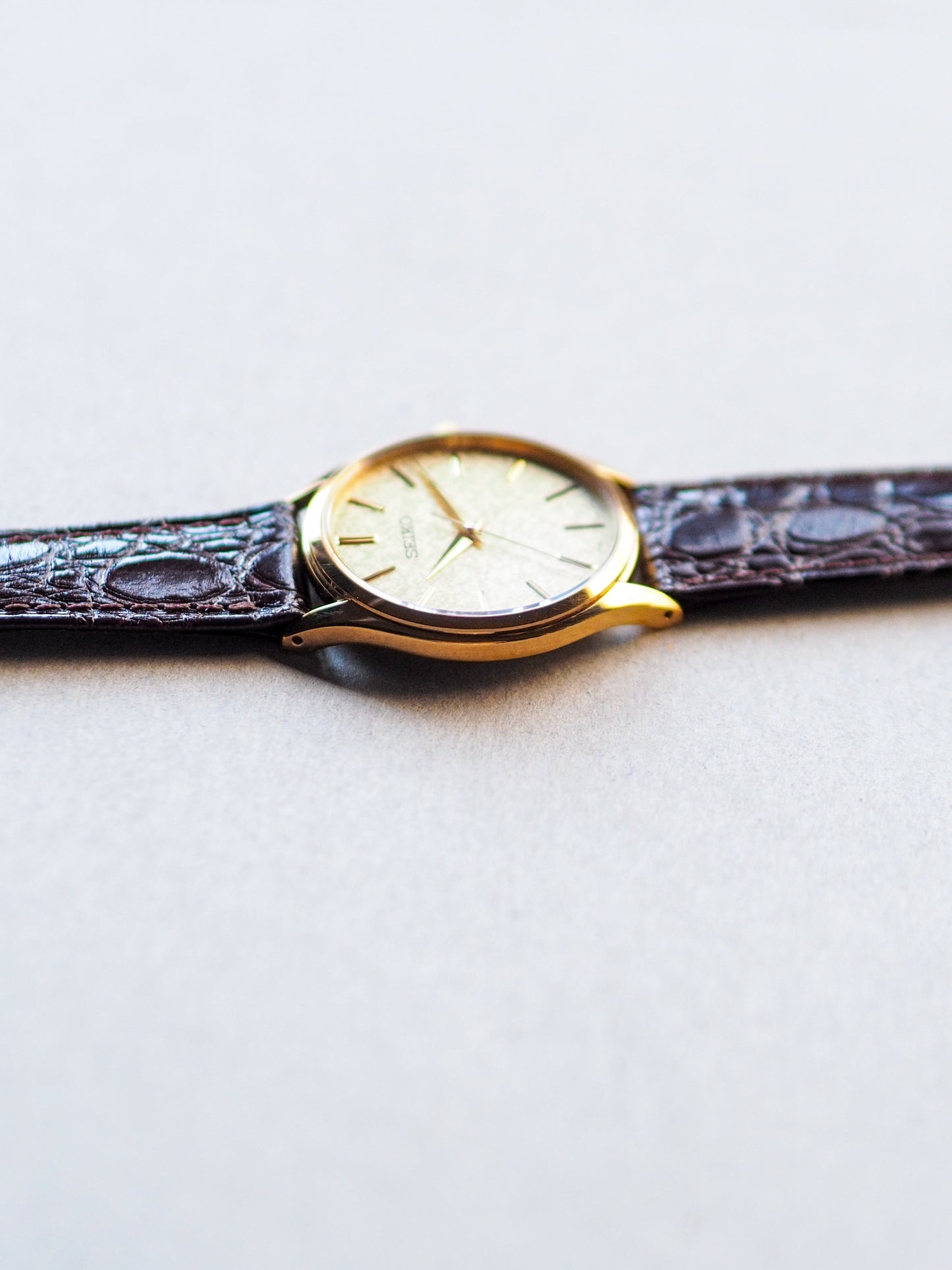 Seiko Dolce SACM150 8J41-0AJ0 Gold Kira-zuri Textured Dial