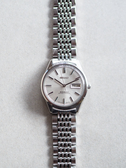 Seiko Business-A 8306-8020 Silver Sunburst Dial