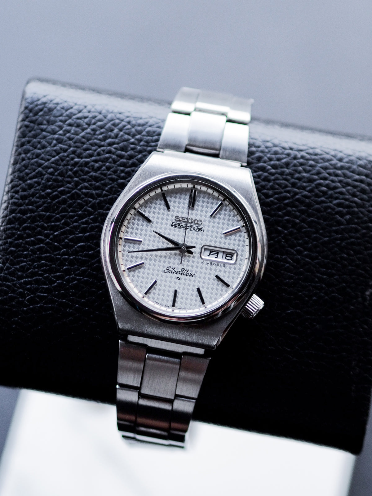 Seiko 5 Actus 6306-8010 Silverwave White Shuriken Dial