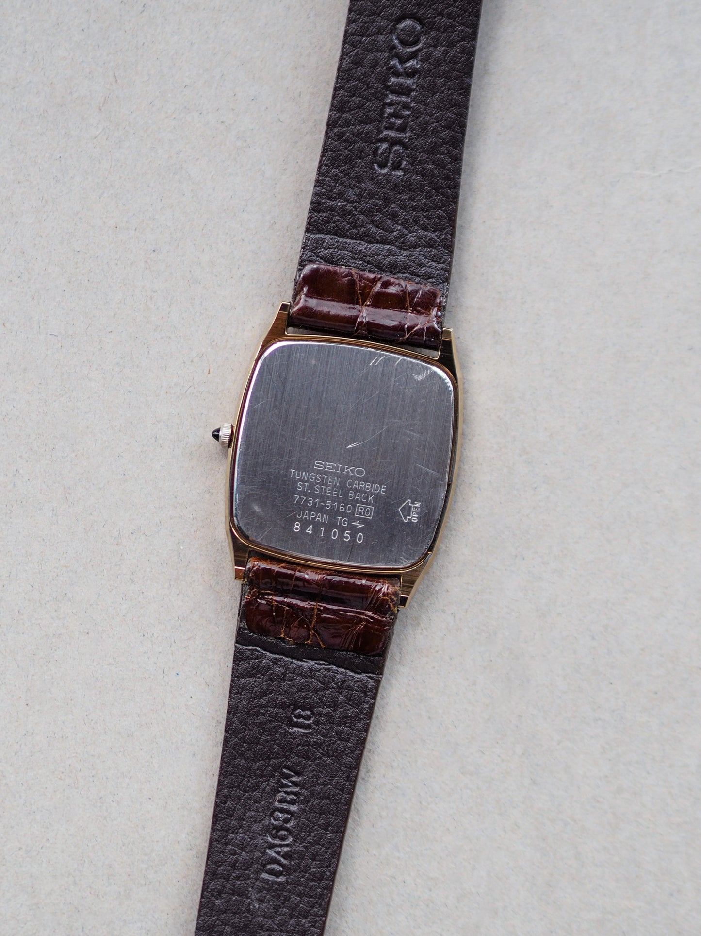 Seiko Dolce 7731-5160 Quartz Tank Tungsten Carbide Champagne Textured Dial