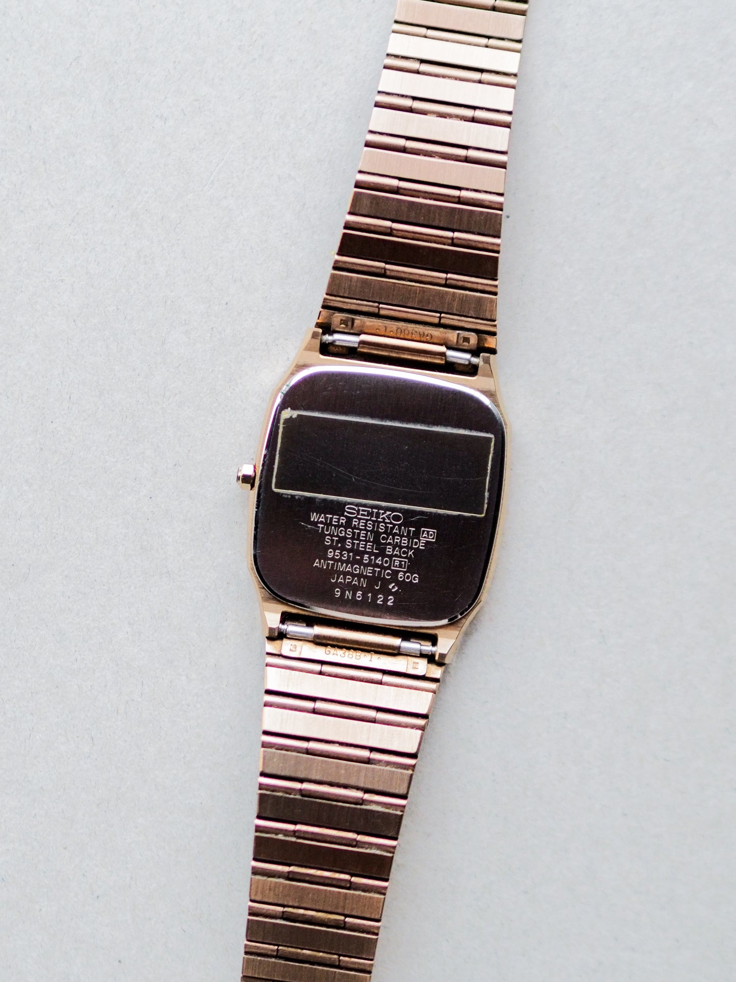 Seiko Dolce 9531-5140 Tank Tungsten Carbide Champagne Textured Dial