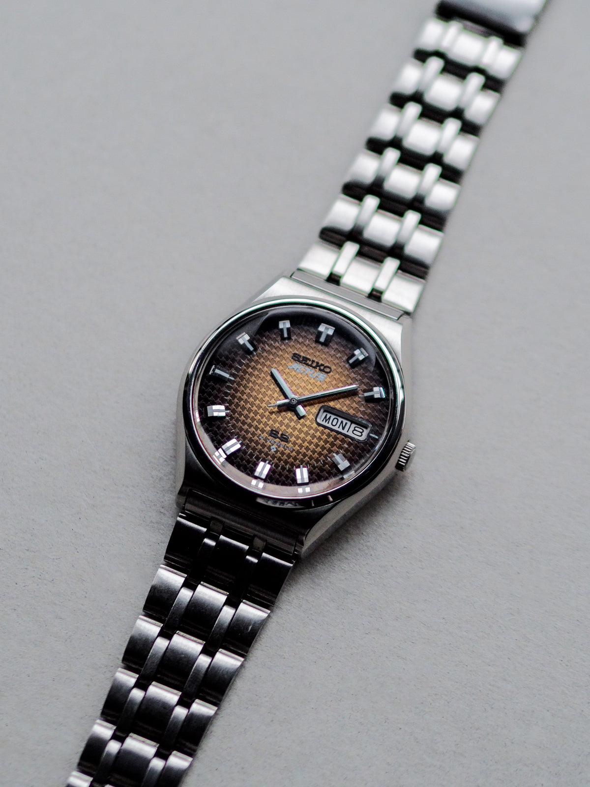 Seiko Actus SS 6306-8030 JDM Faceted Crystal Shuriken Brown Dial