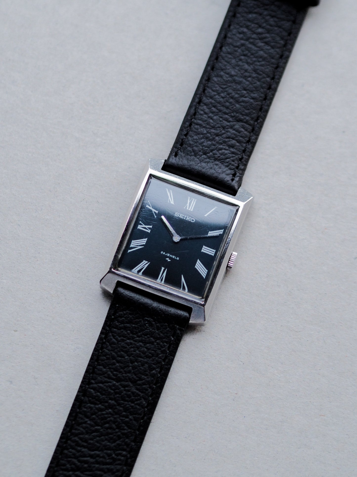 Seiko Chariot Tank 2559-3030 Hi-Beat Dark Blue Roman Dial