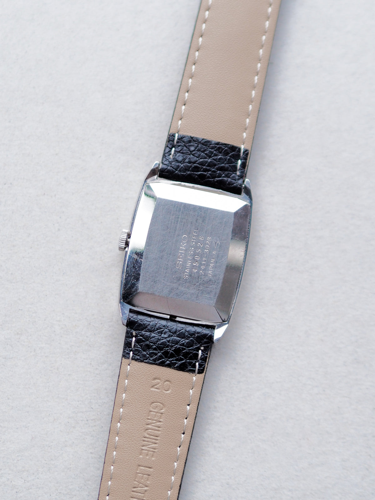 Seiko Chariot Automatic 2411-302B Silver Sunburst Tactile Textured Roman Dial