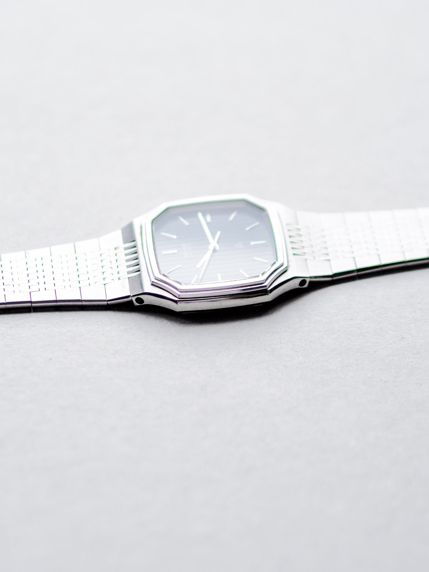Seiko Quartz 6030-5080 Octagon Grey Black Pinstripe Dial