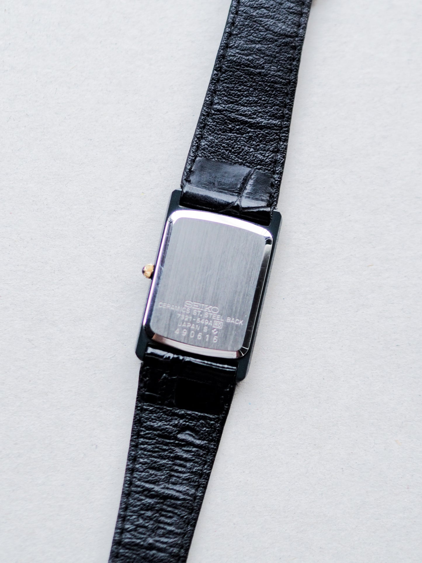Seiko Dolce 7321-549A Rare cadran bicolore en céramique noire blanc ivoire