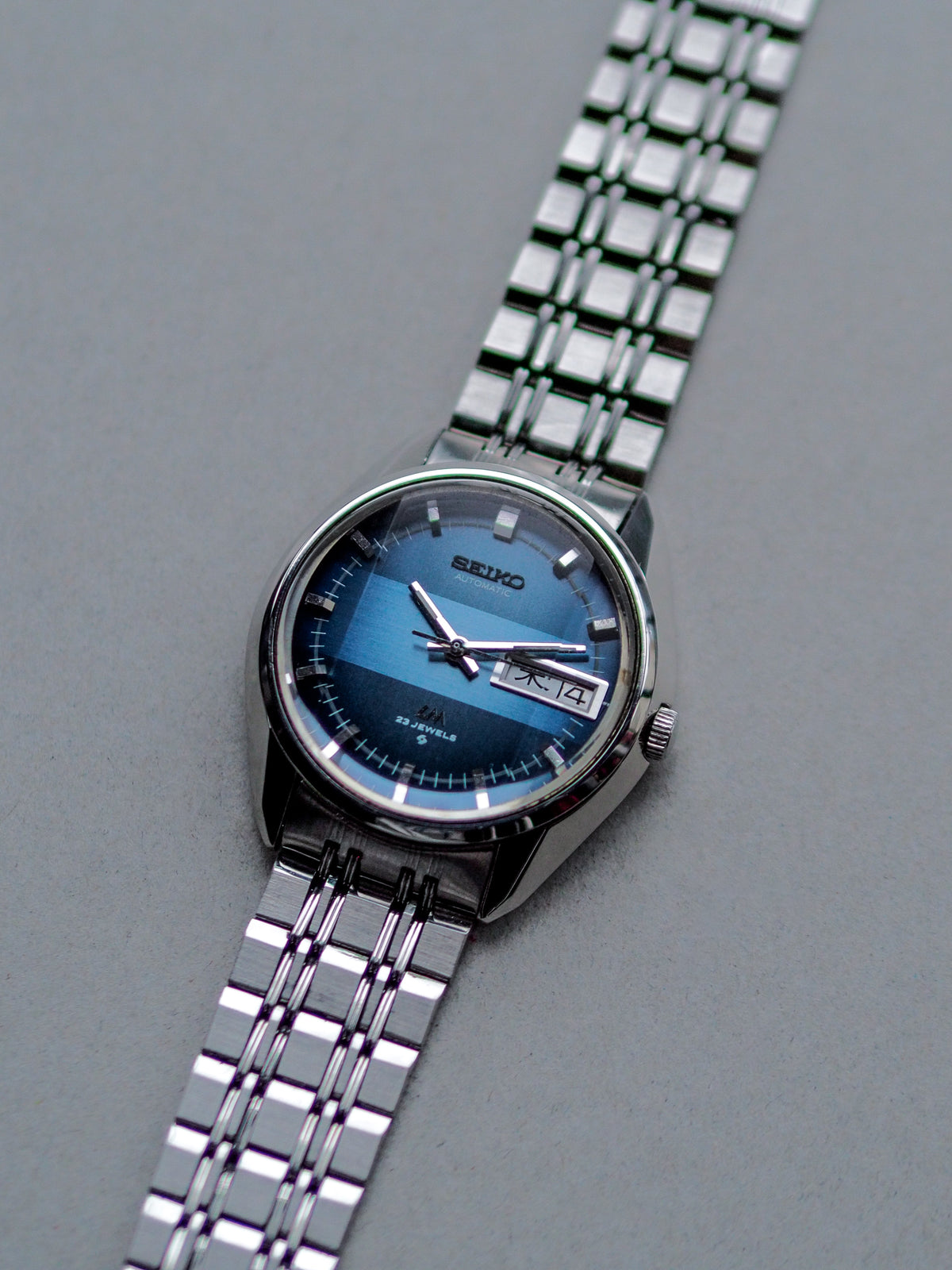 Seiko LM 5606-7280 Lord Matic Faceted Blue Stripe Textured Dial