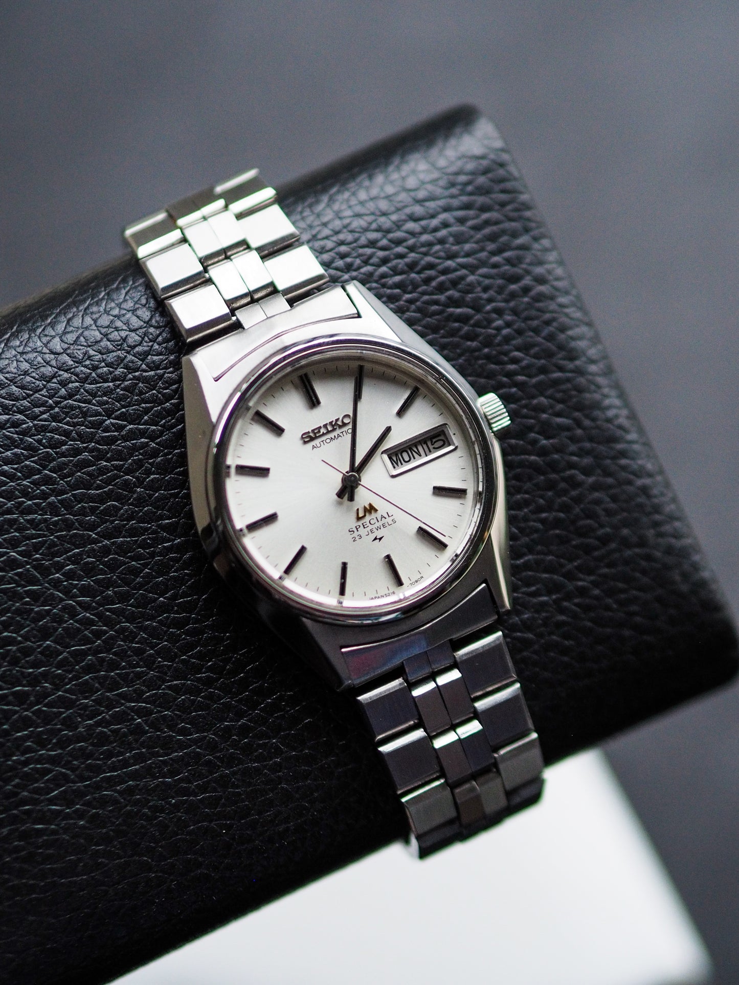 Seiko LM 5216-7080 Lord Matic Special White Sunburst Dial