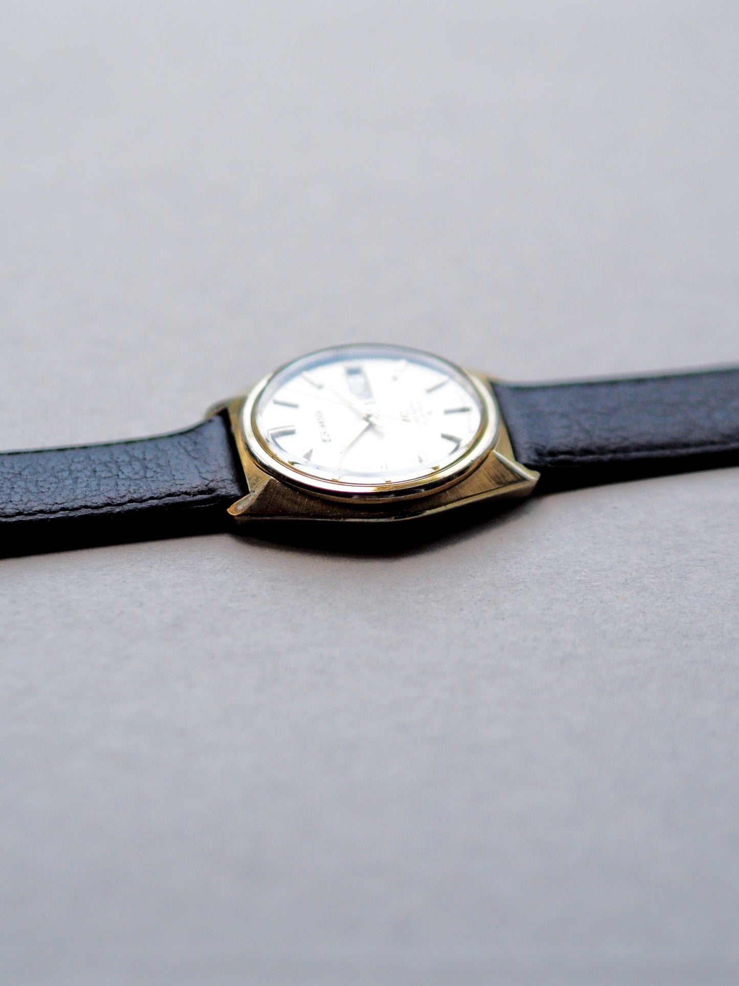 Seiko LM 5606-7000 Lord Matic SGP White Sunburst Dial