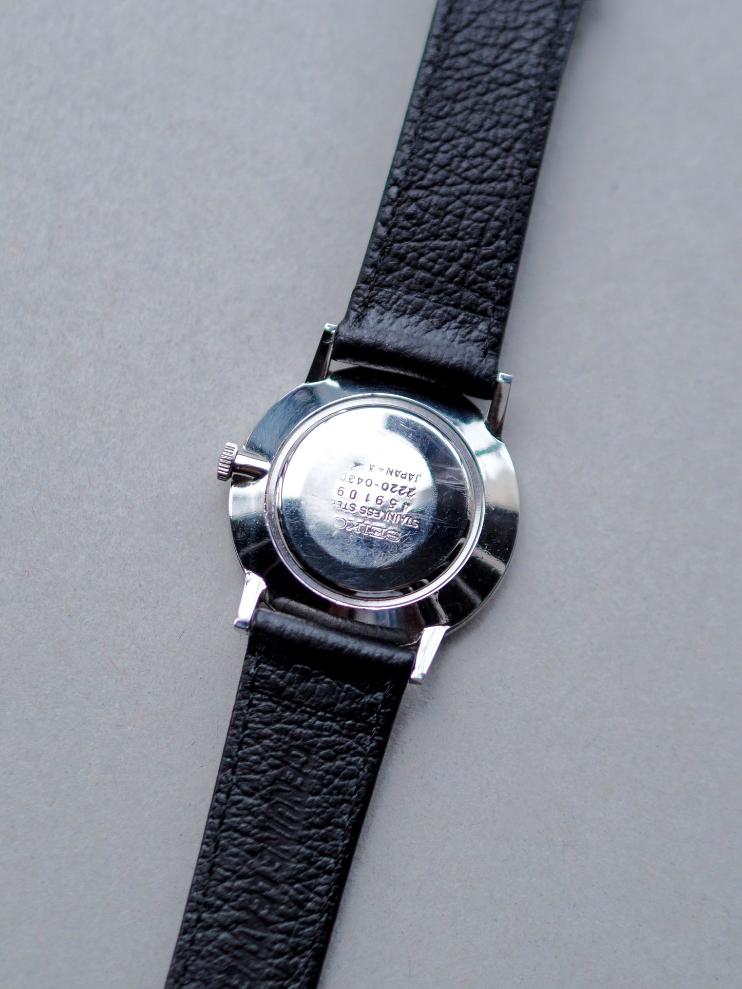 Seiko Chariot 2220-0430 Silver Snowflake Textured Dial