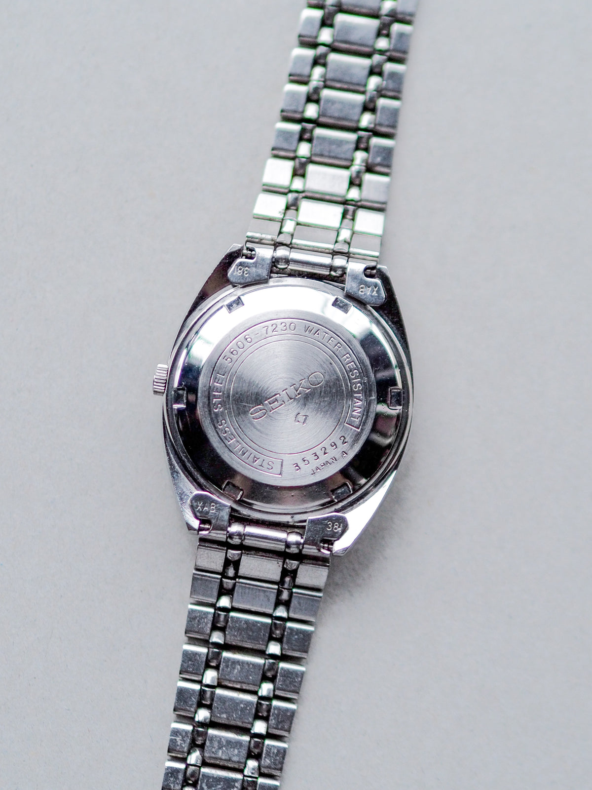 Seiko LM 5606-7230 Lord Matic Faceted Blue Sunburst Dial