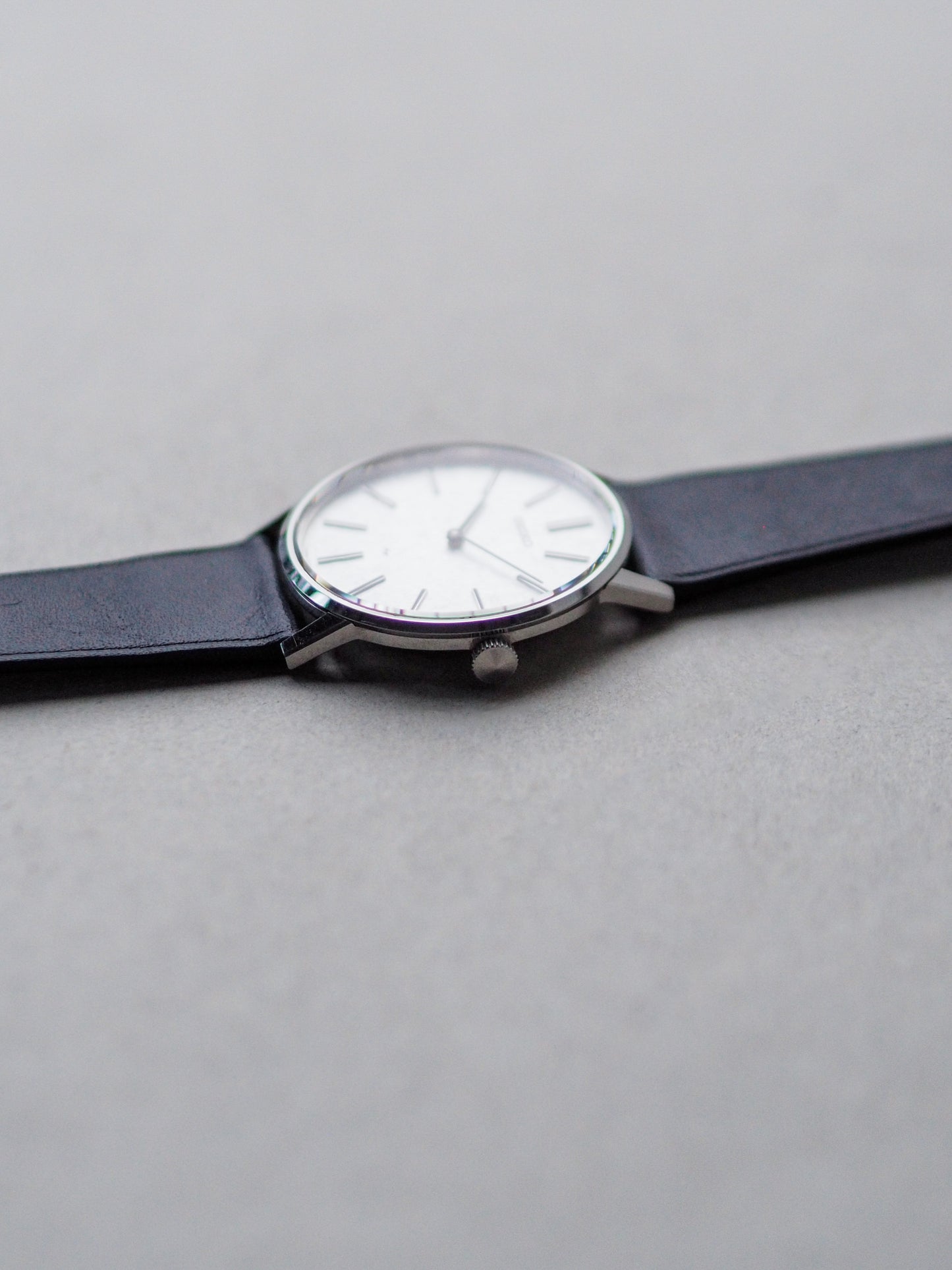 Seiko Chariot 2220-0430 Silver Snowflake Textured Dial