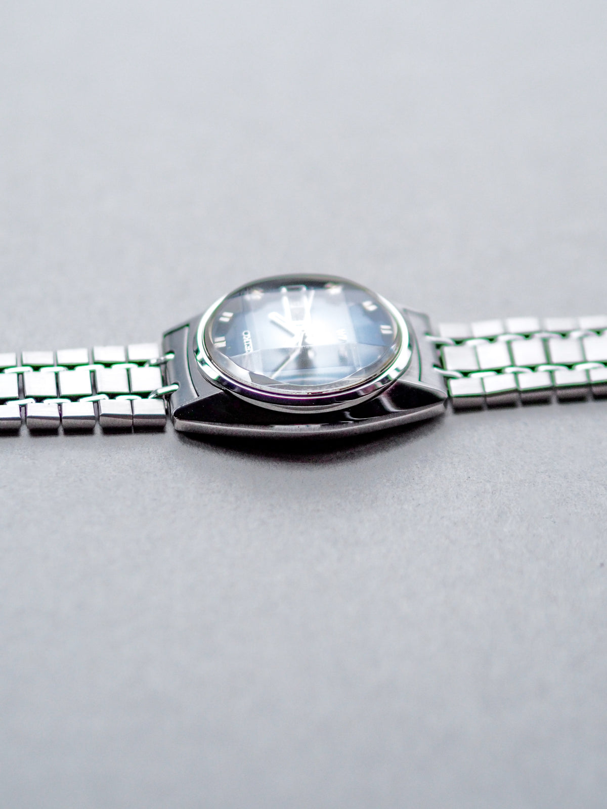 Seiko LM 5606-7230 Lord Matic Faceted Blue Sunburst Dial