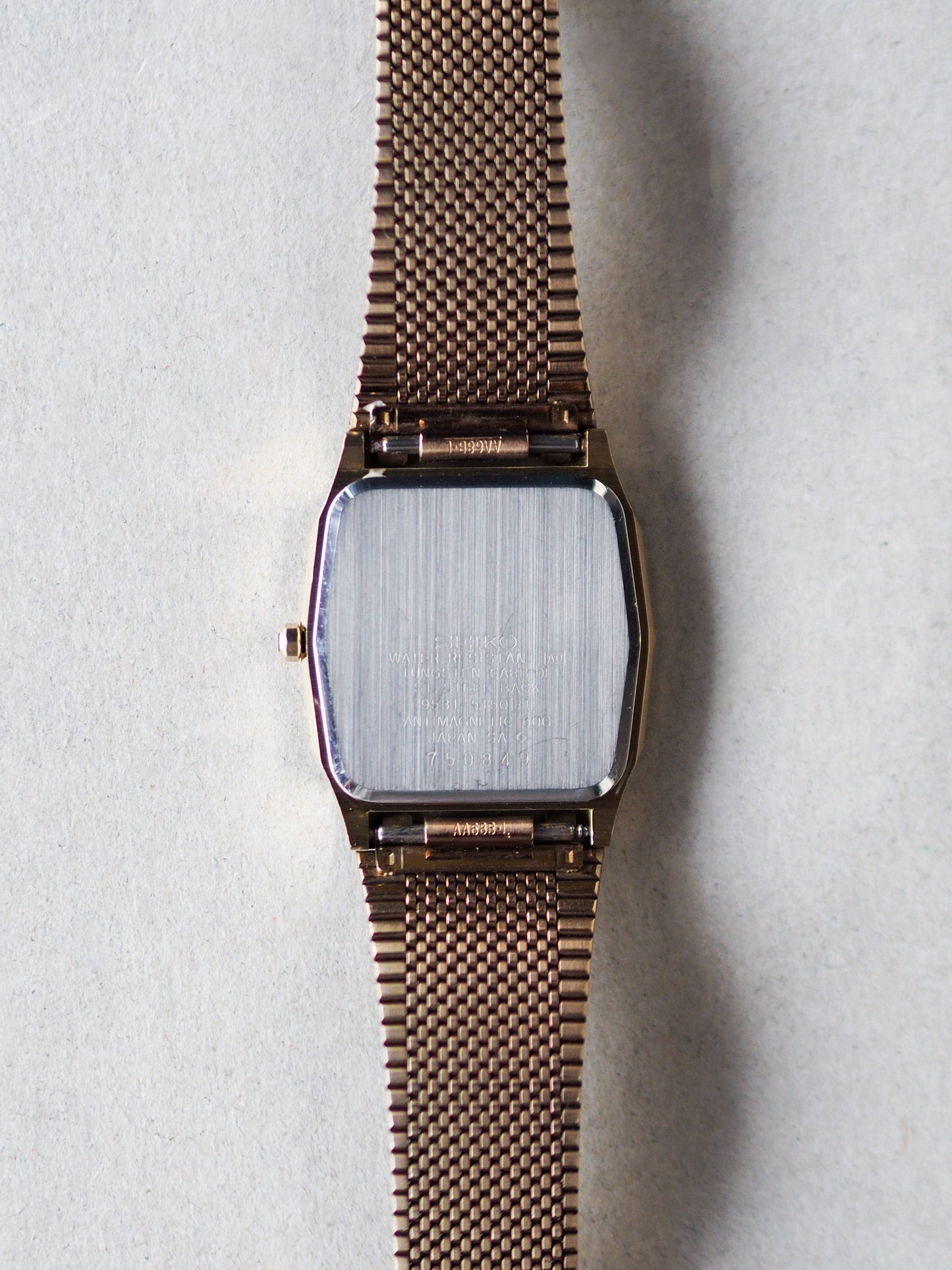 Seiko Dolce 9531-5150 Tungsten Carbide White Textured Dial